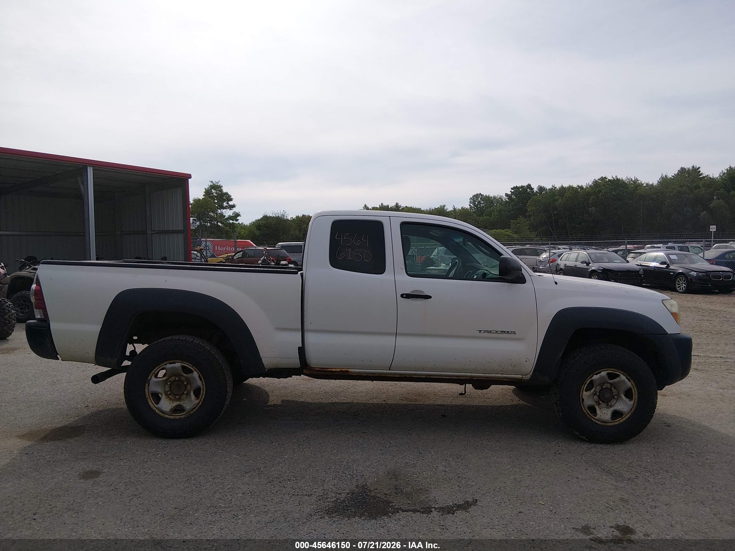 2009 Toyota Tacoma White vin: 5TEUX42N49Z596658