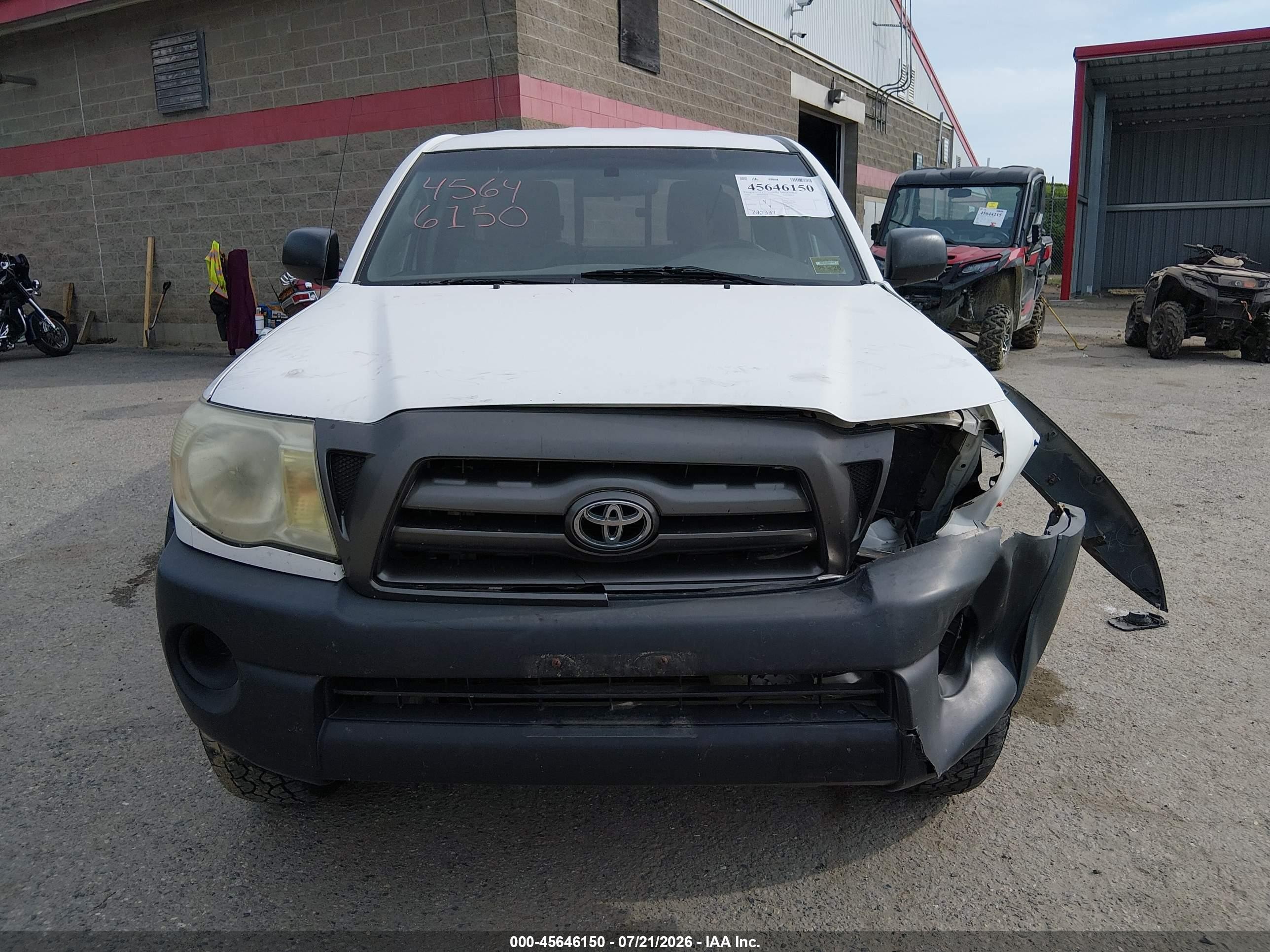 2009 Toyota Tacoma White vin: 5TEUX42N49Z596658