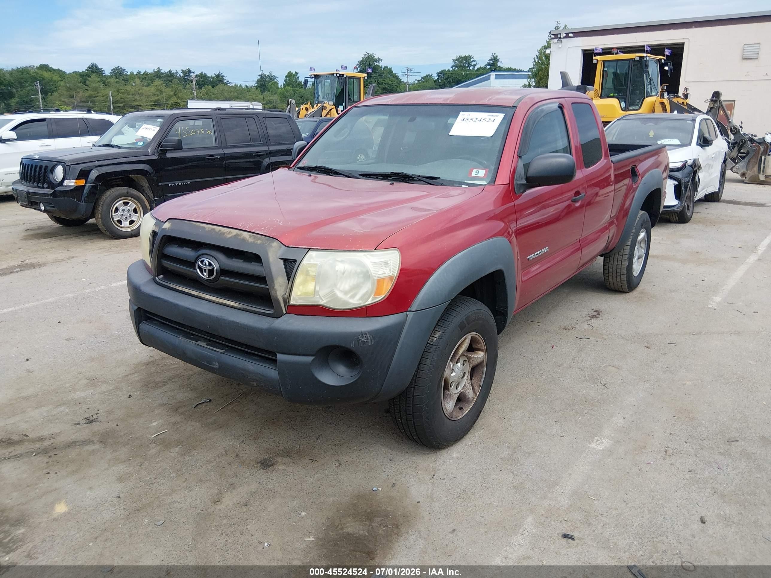 2006 Toyota Tacoma   Red vin: 5TEUX42N56Z214570