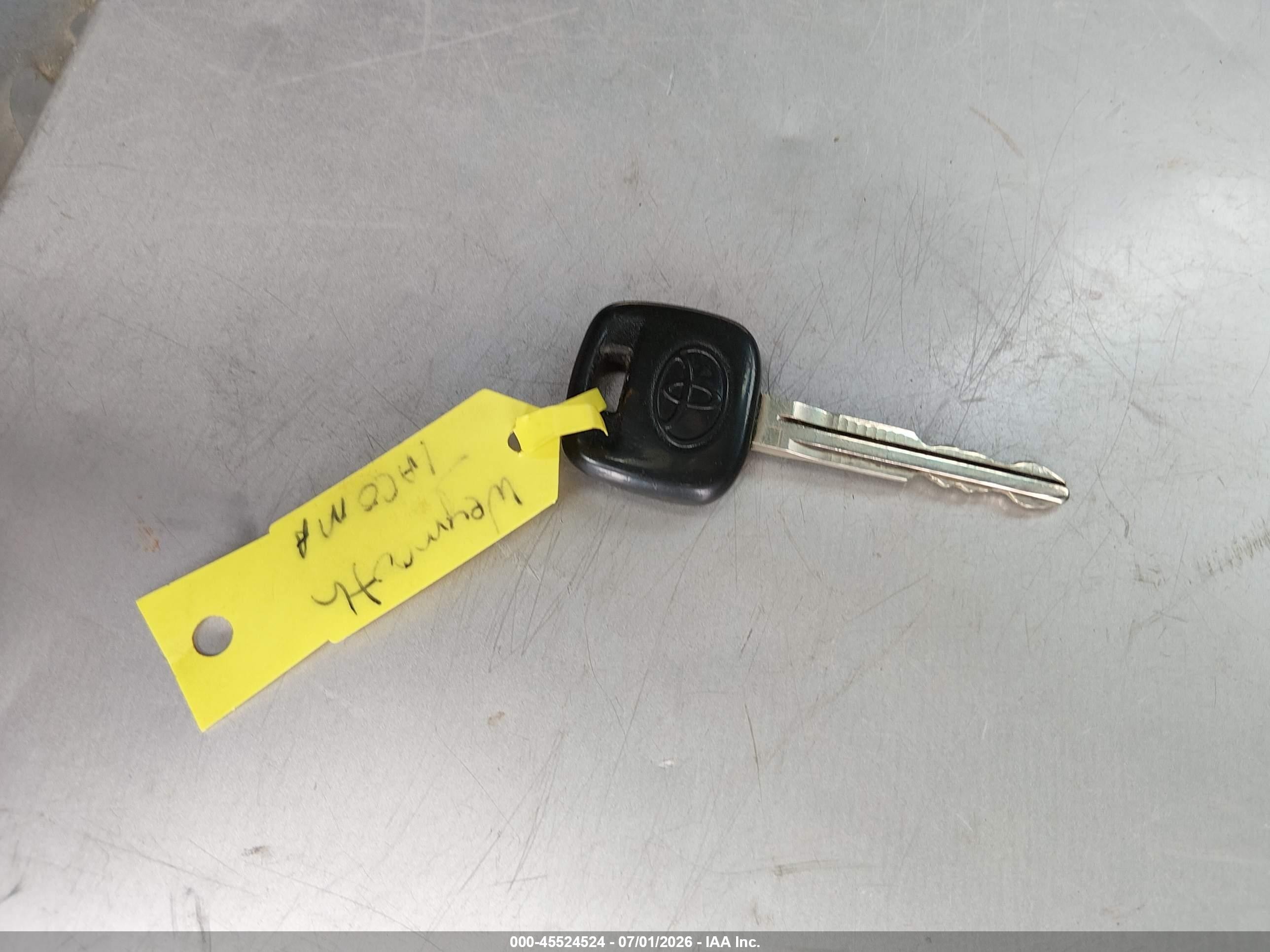 2006 Toyota Tacoma   Red vin: 5TEUX42N56Z214570