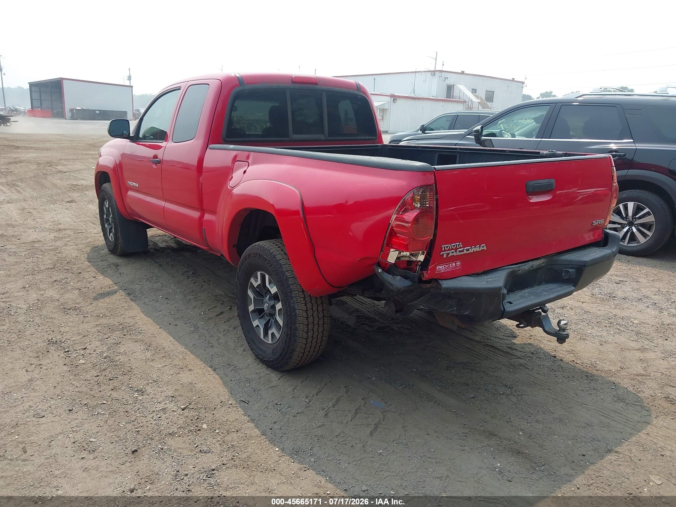 2008 Toyota Tacoma   Red vin: 5TEUX42N58Z531381