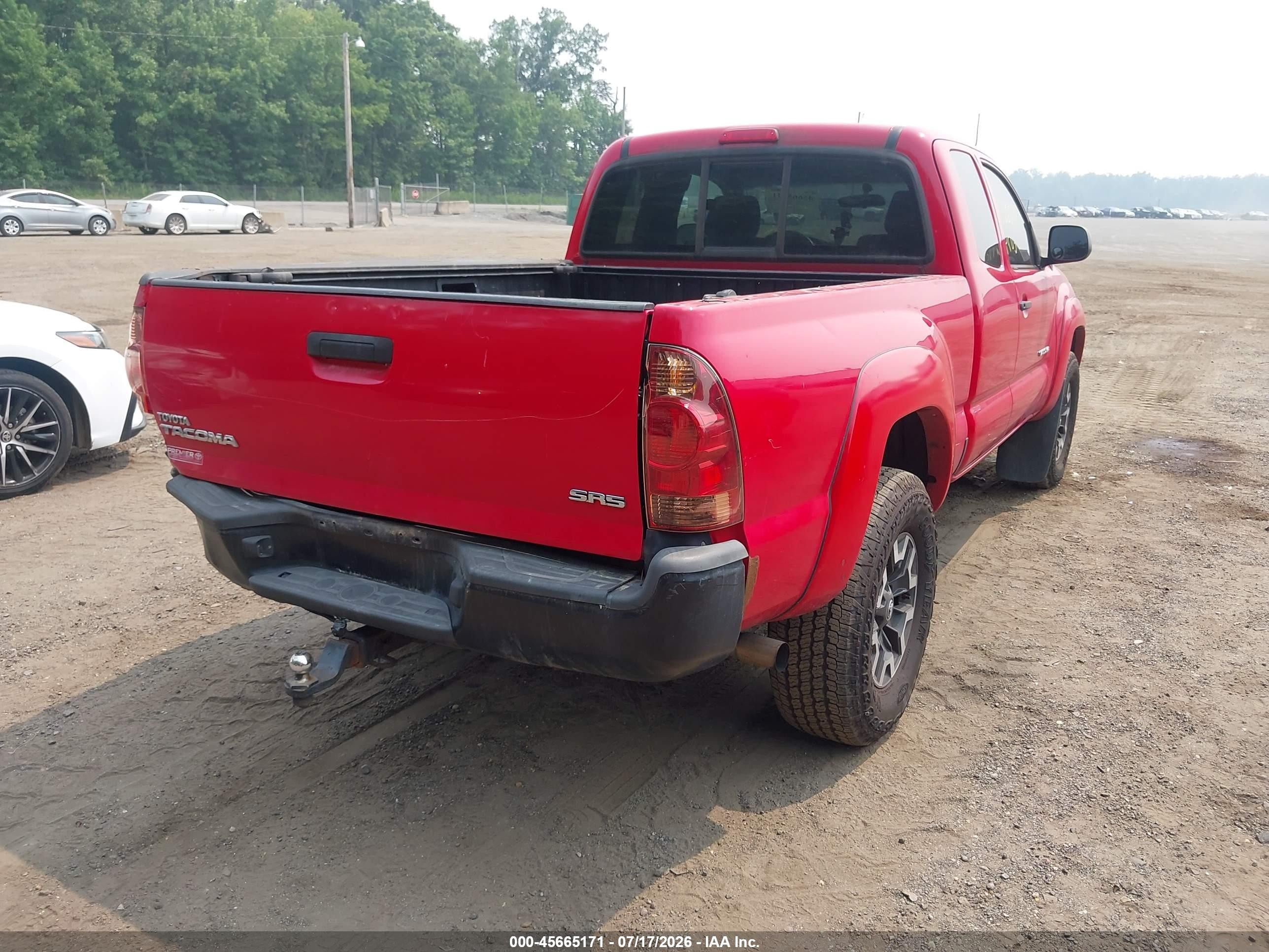 2008 Toyota Tacoma   Red vin: 5TEUX42N58Z531381