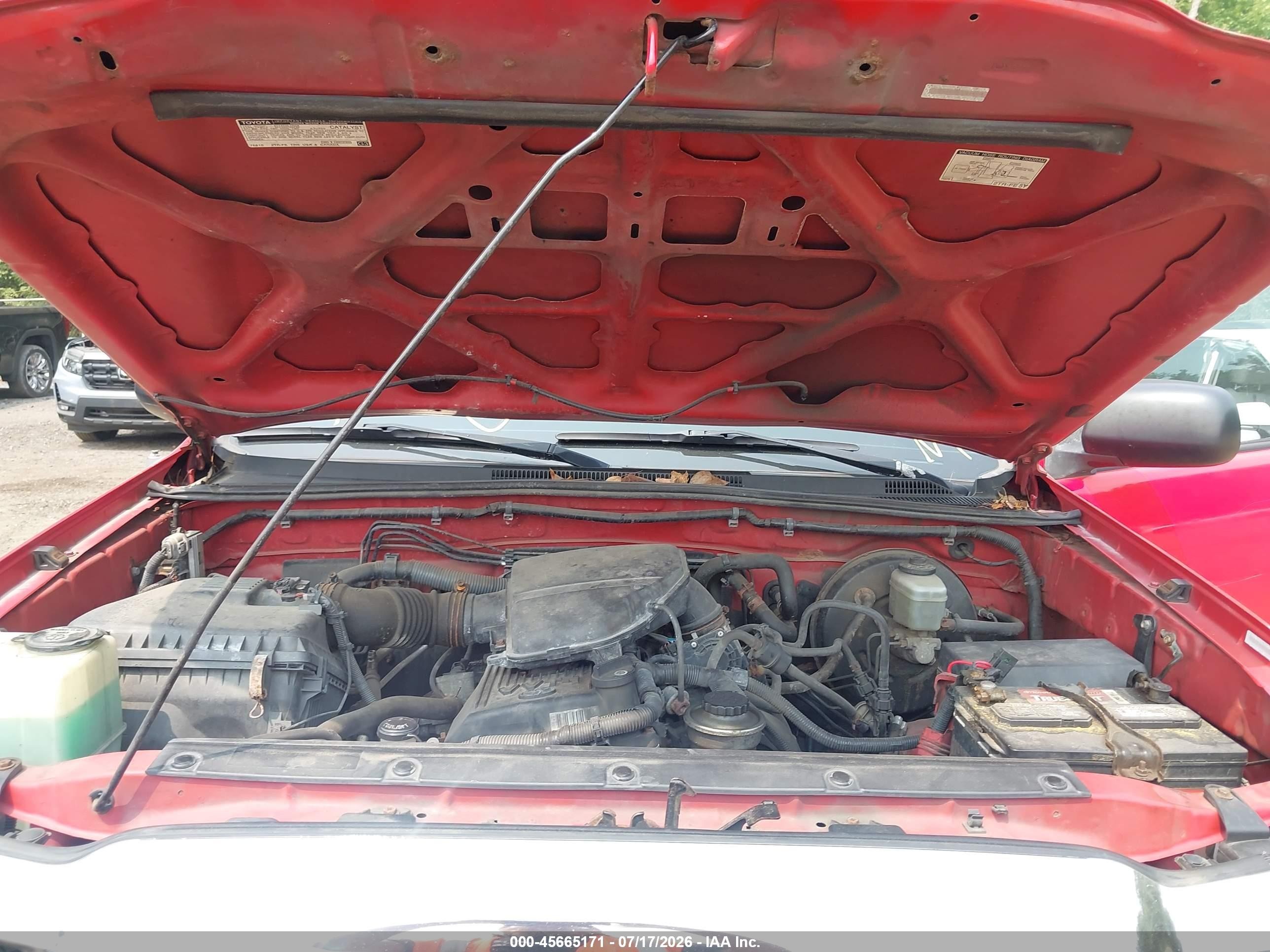 2008 Toyota Tacoma   Red vin: 5TEUX42N58Z531381