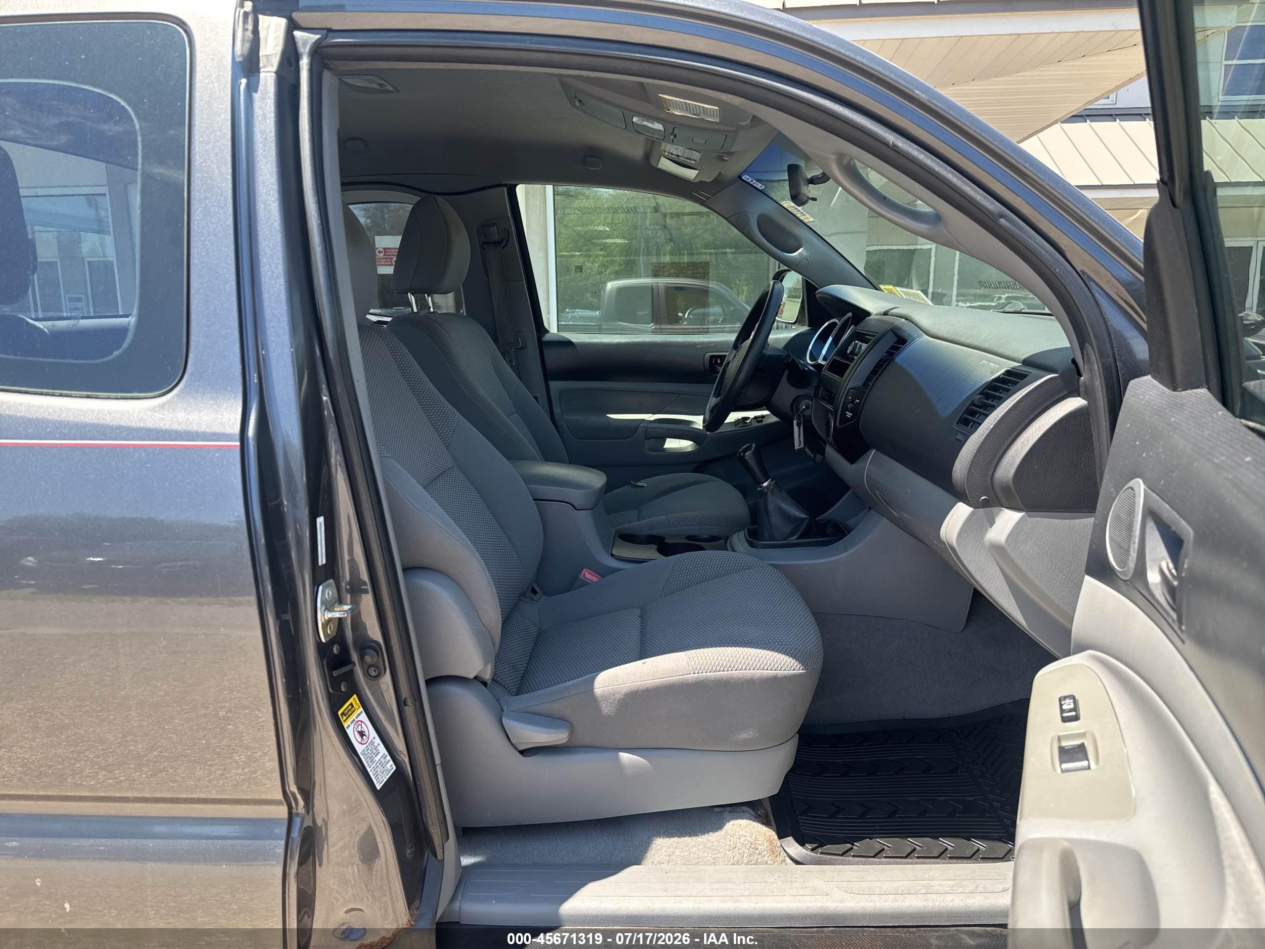2009 Toyota Tacoma   Gray vin: 5TEUX42N59Z613533