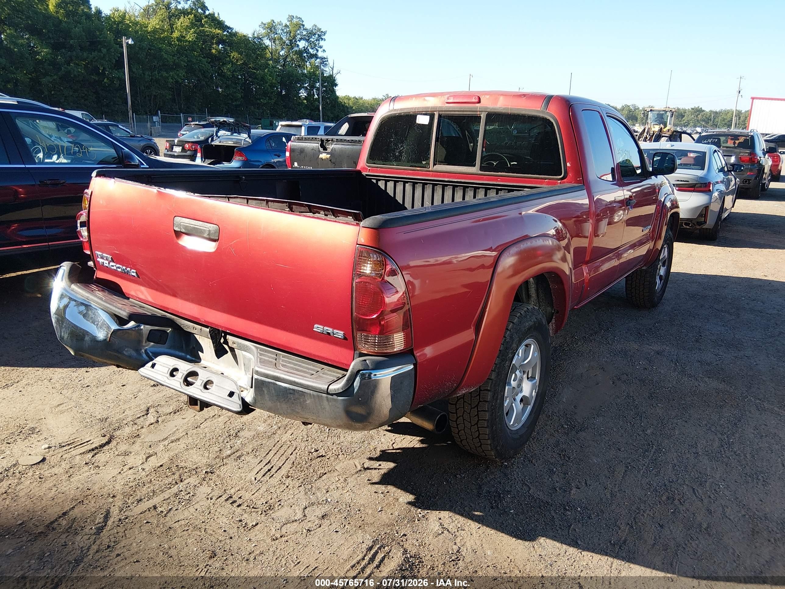2007 Toyota Tacoma   Red vin: 5TEUX42N67Z325694