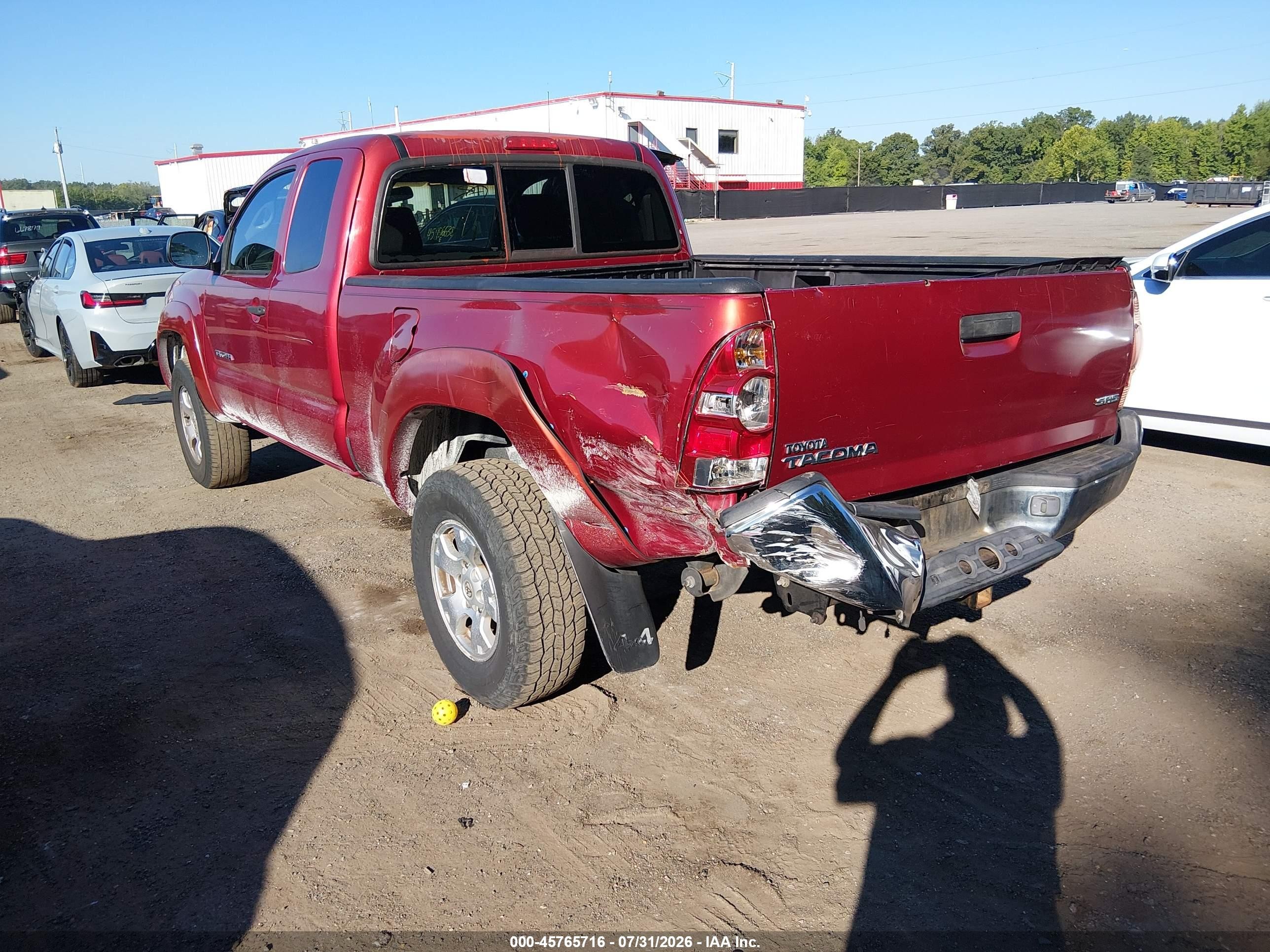 2007 Toyota Tacoma   Red vin: 5TEUX42N67Z325694