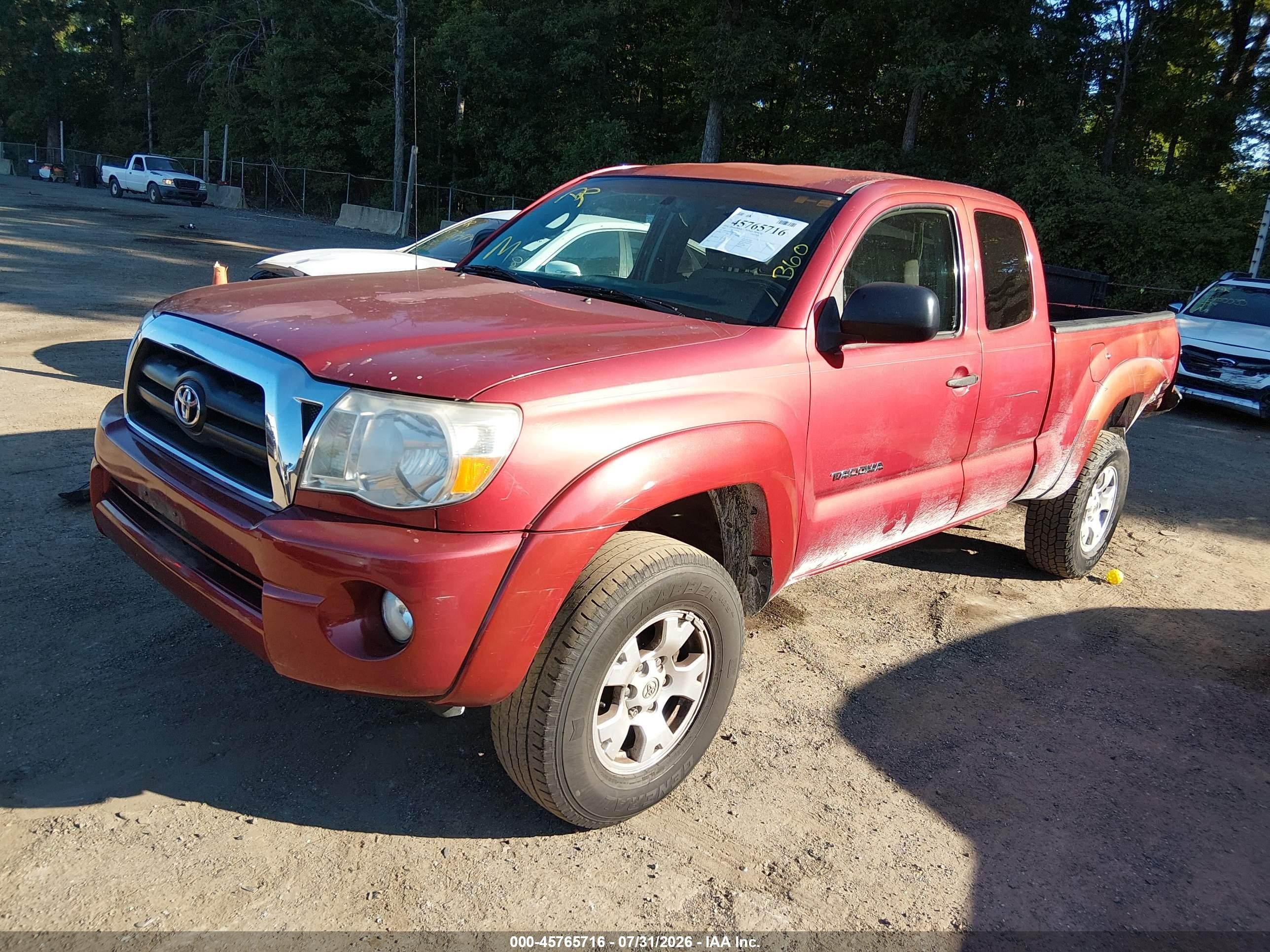 2007 Toyota Tacoma   Red vin: 5TEUX42N67Z325694