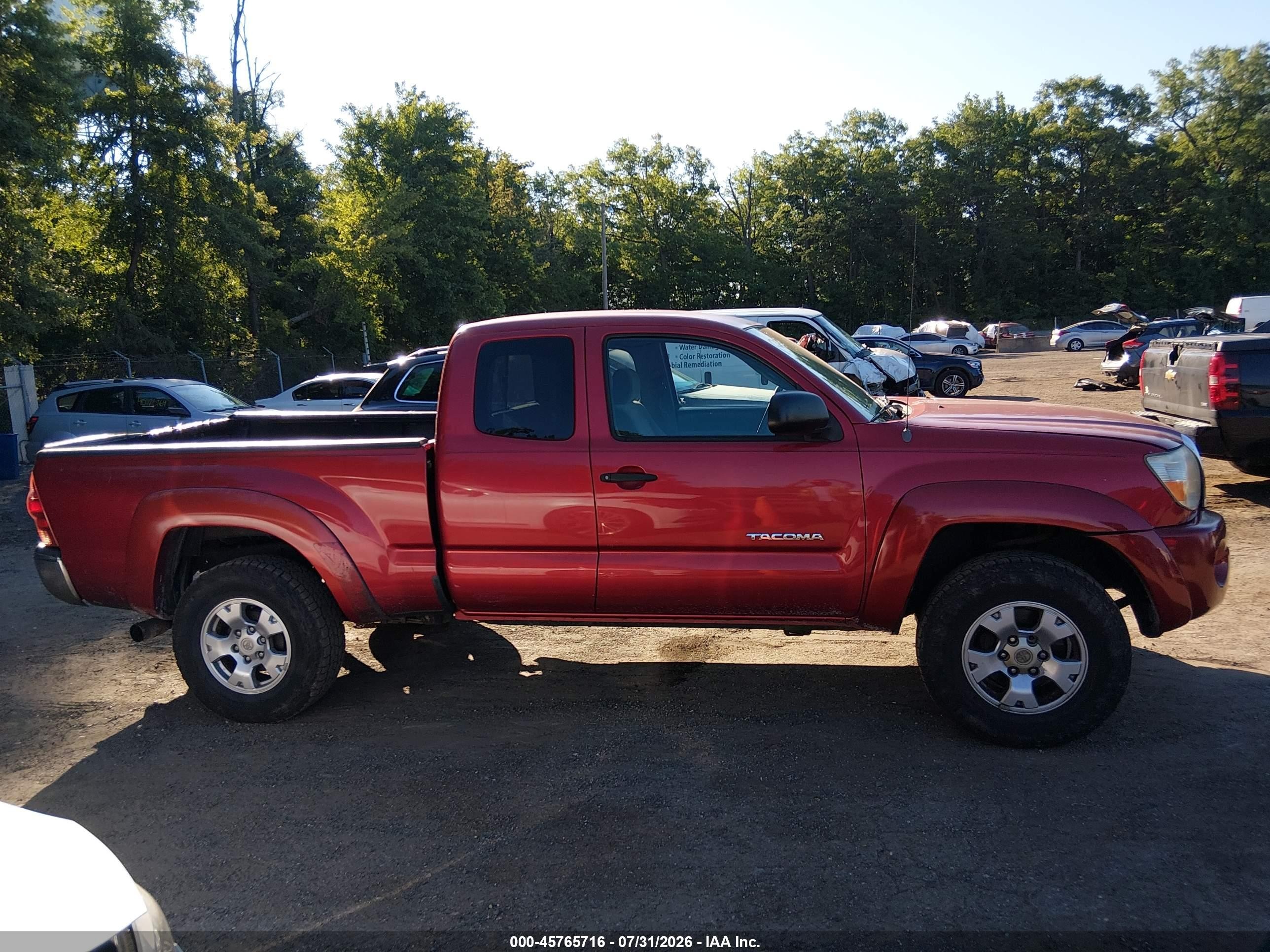 2007 Toyota Tacoma   Red vin: 5TEUX42N67Z325694