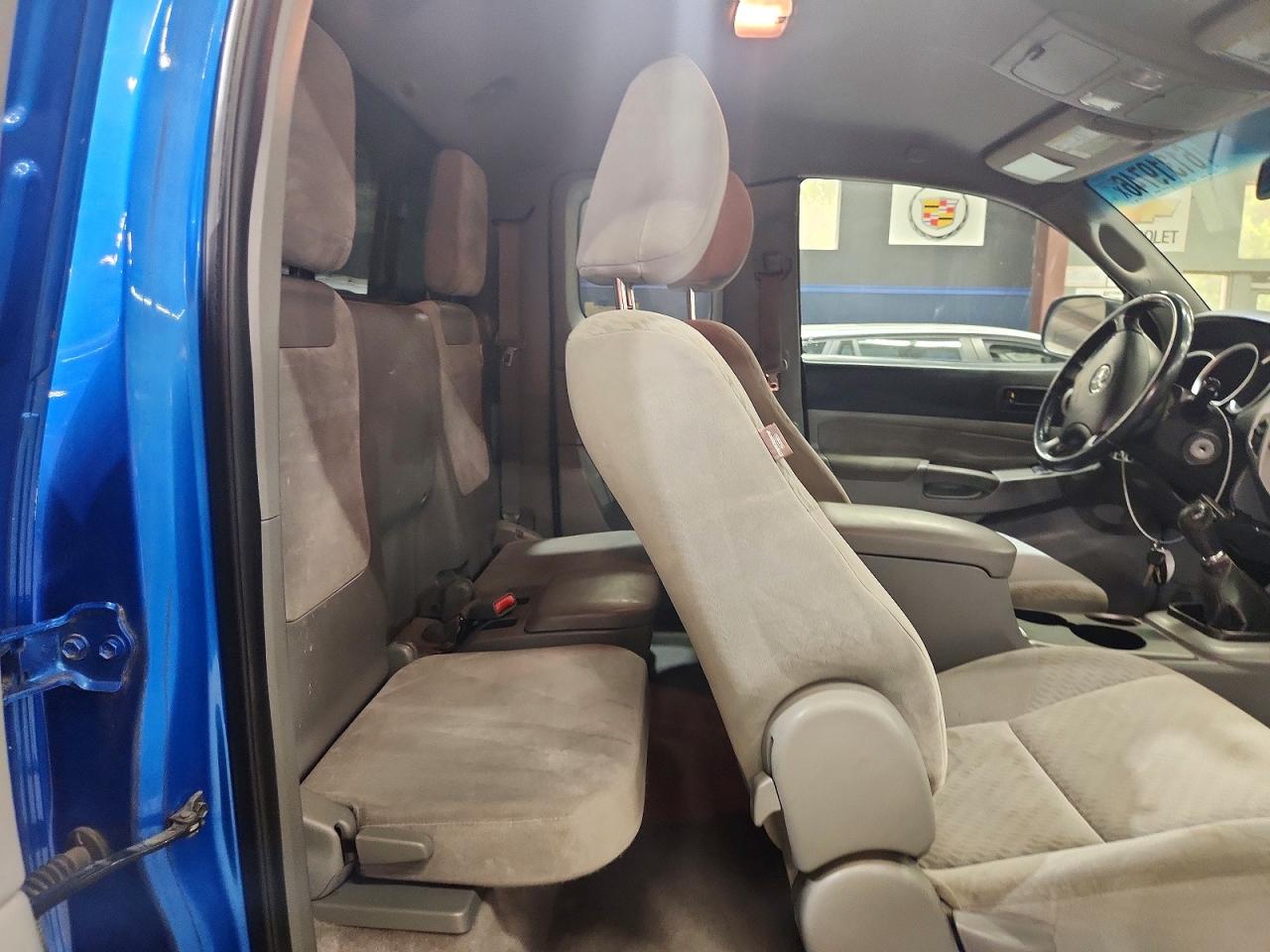 2009 Toyota Tacoma Access Cab Blue vin: 5TEUX42N69Z631622
