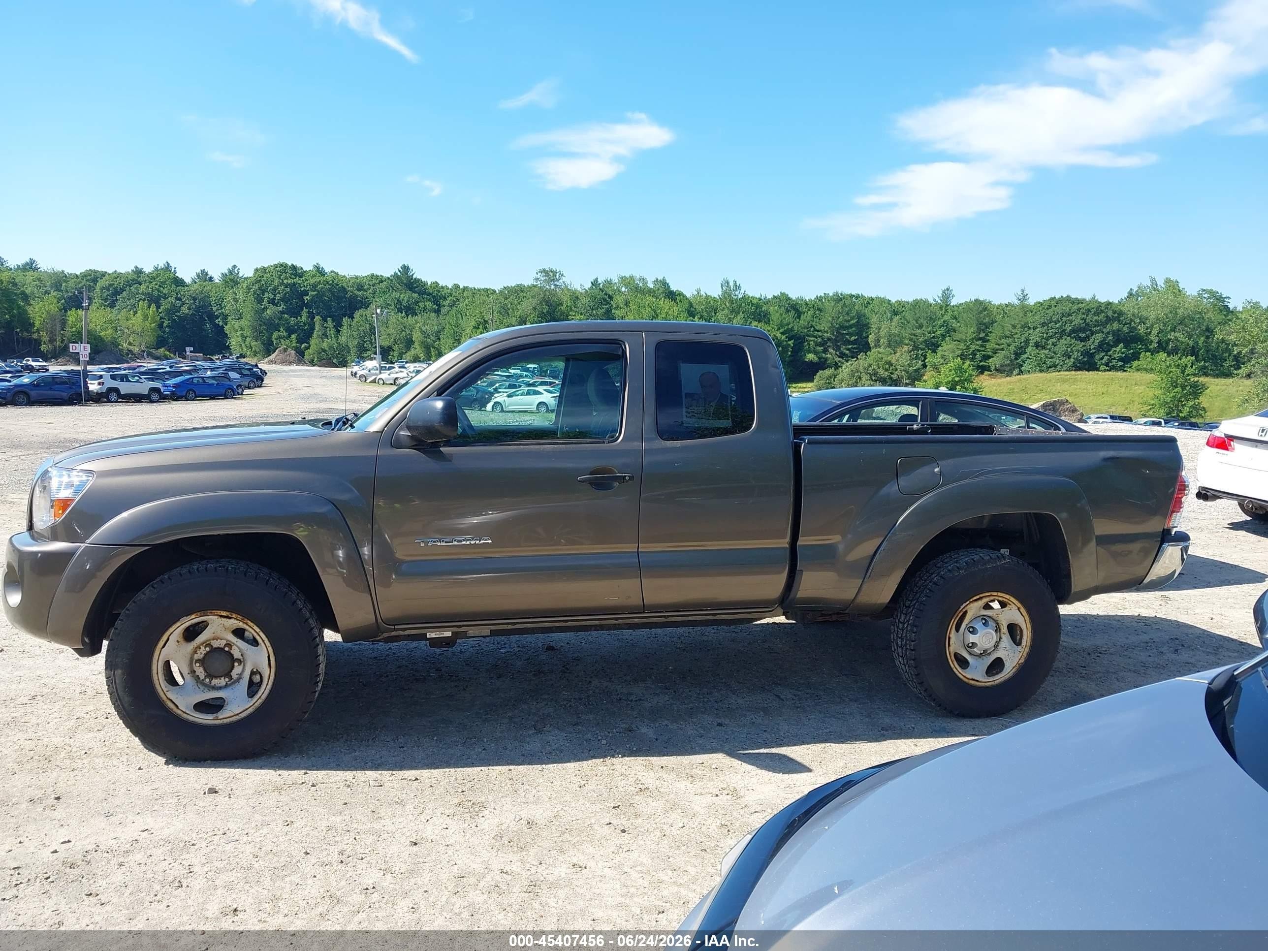 2009 Toyota Tacoma   Gray vin: 5TEUX42N69Z641129