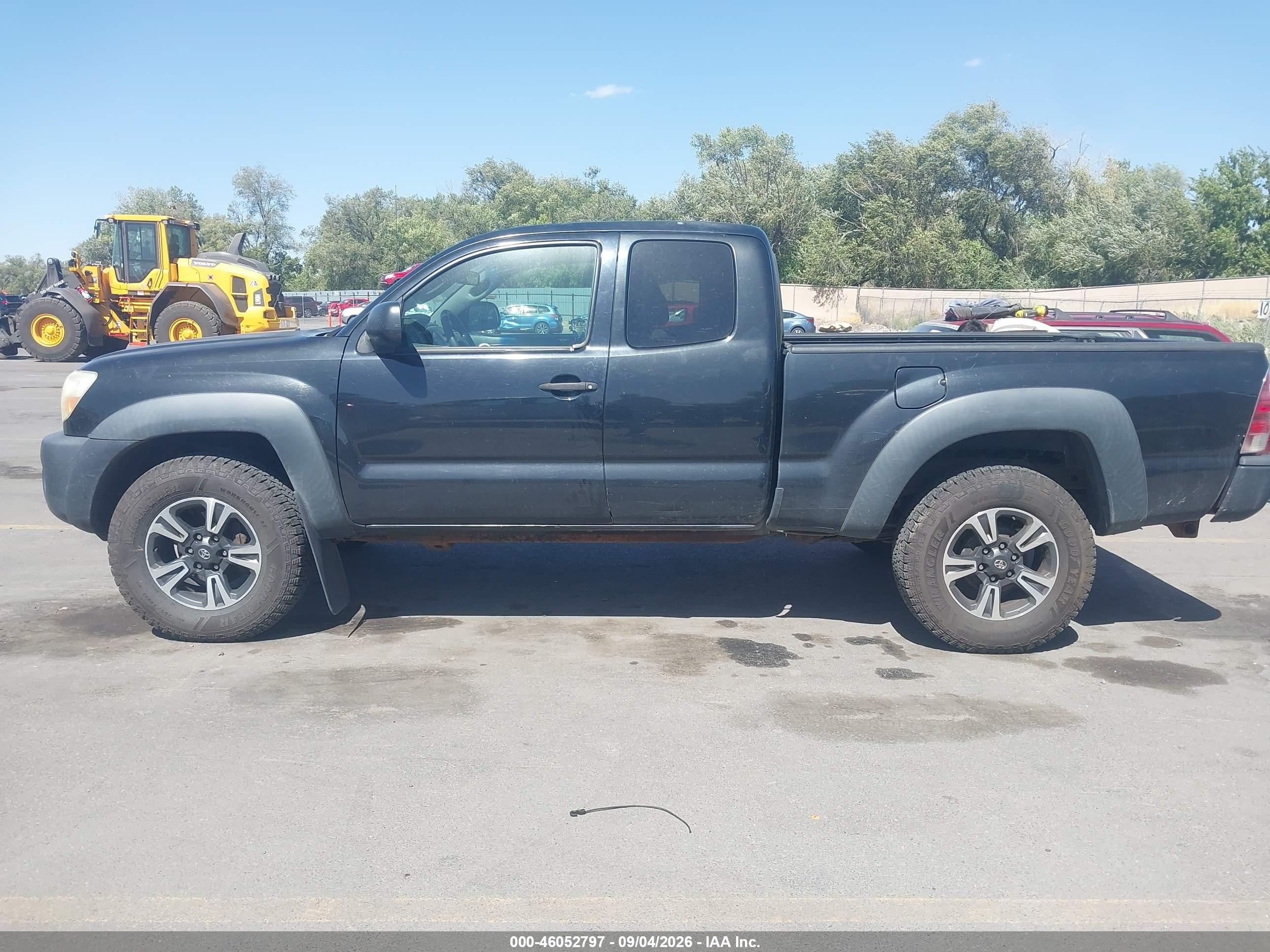 2009 Toyota Tacoma   Black vin: 5TEUX42N79Z606504
