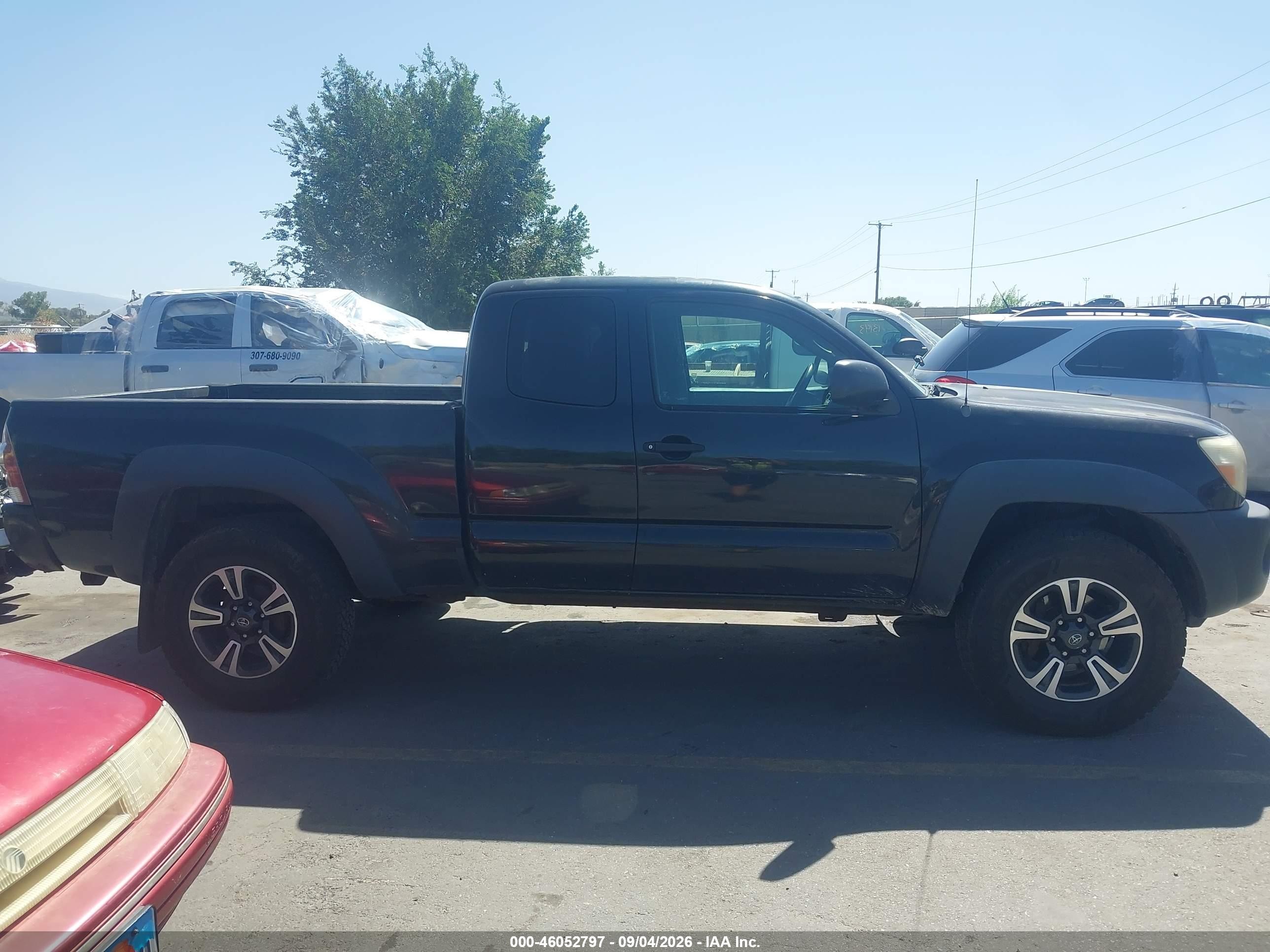 2009 Toyota Tacoma   Black vin: 5TEUX42N79Z606504