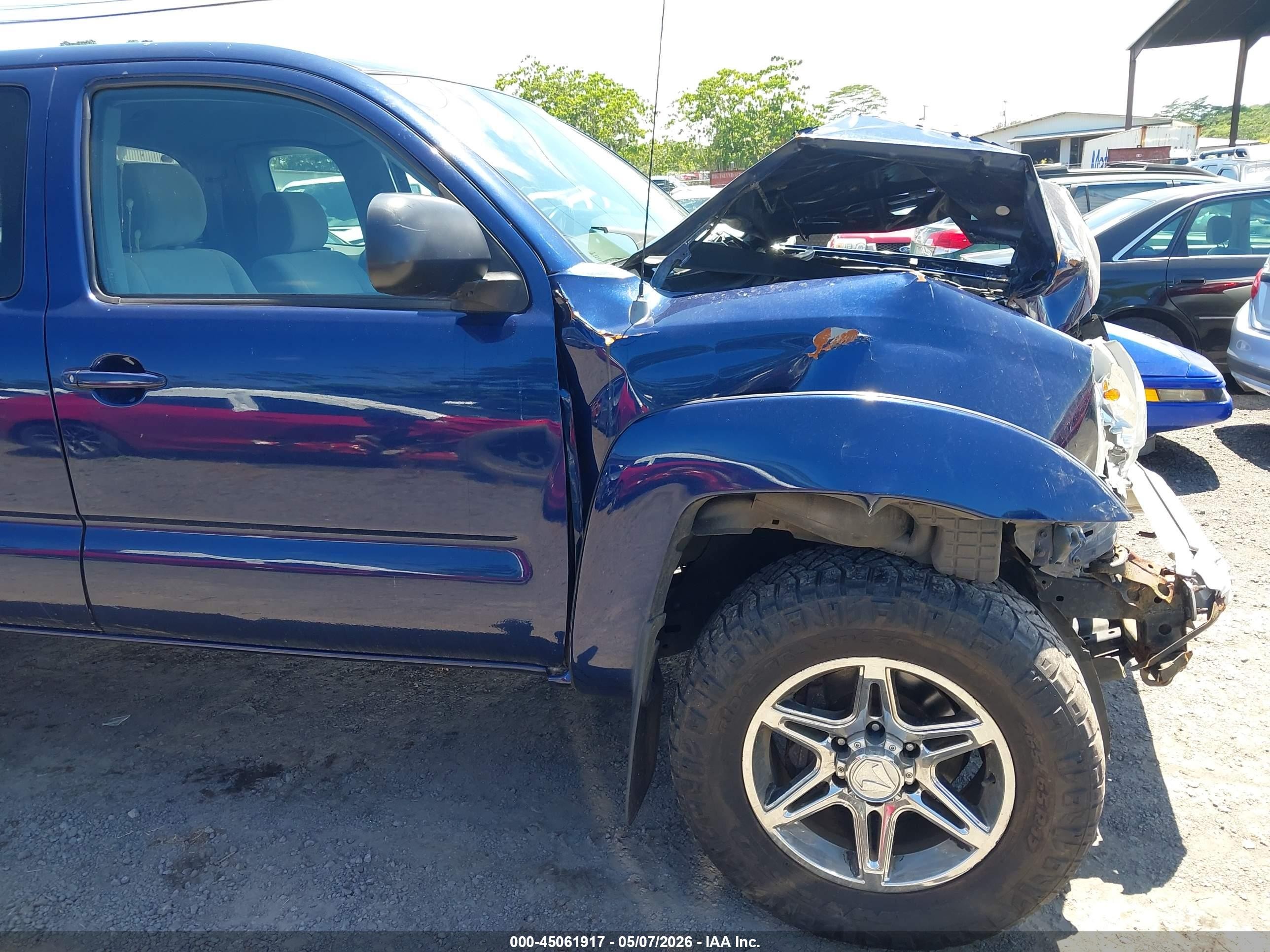 2005 Toyota Tacoma   Blue vin: 5TEUX42N85Z133559