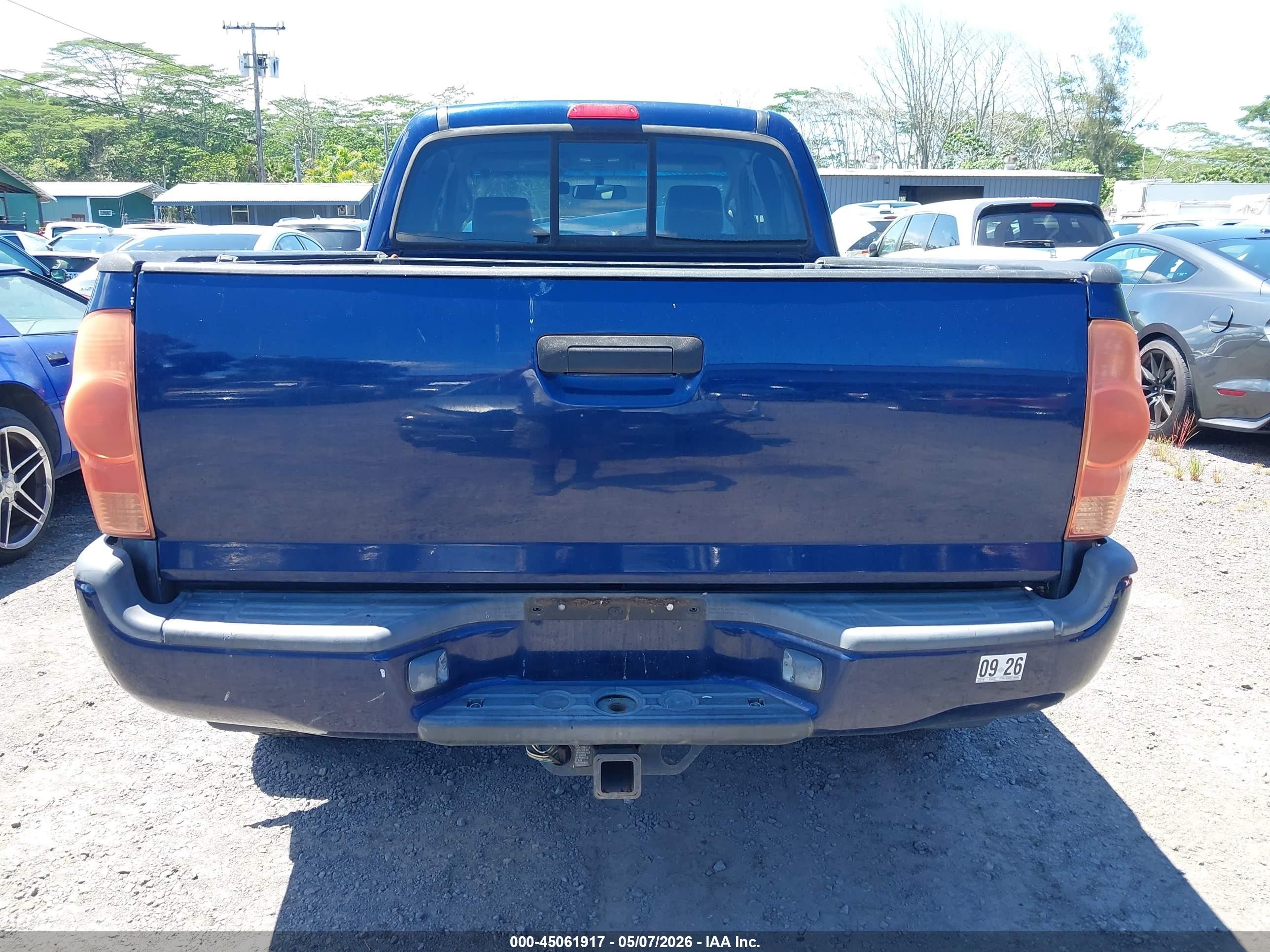 2005 Toyota Tacoma   Blue vin: 5TEUX42N85Z133559