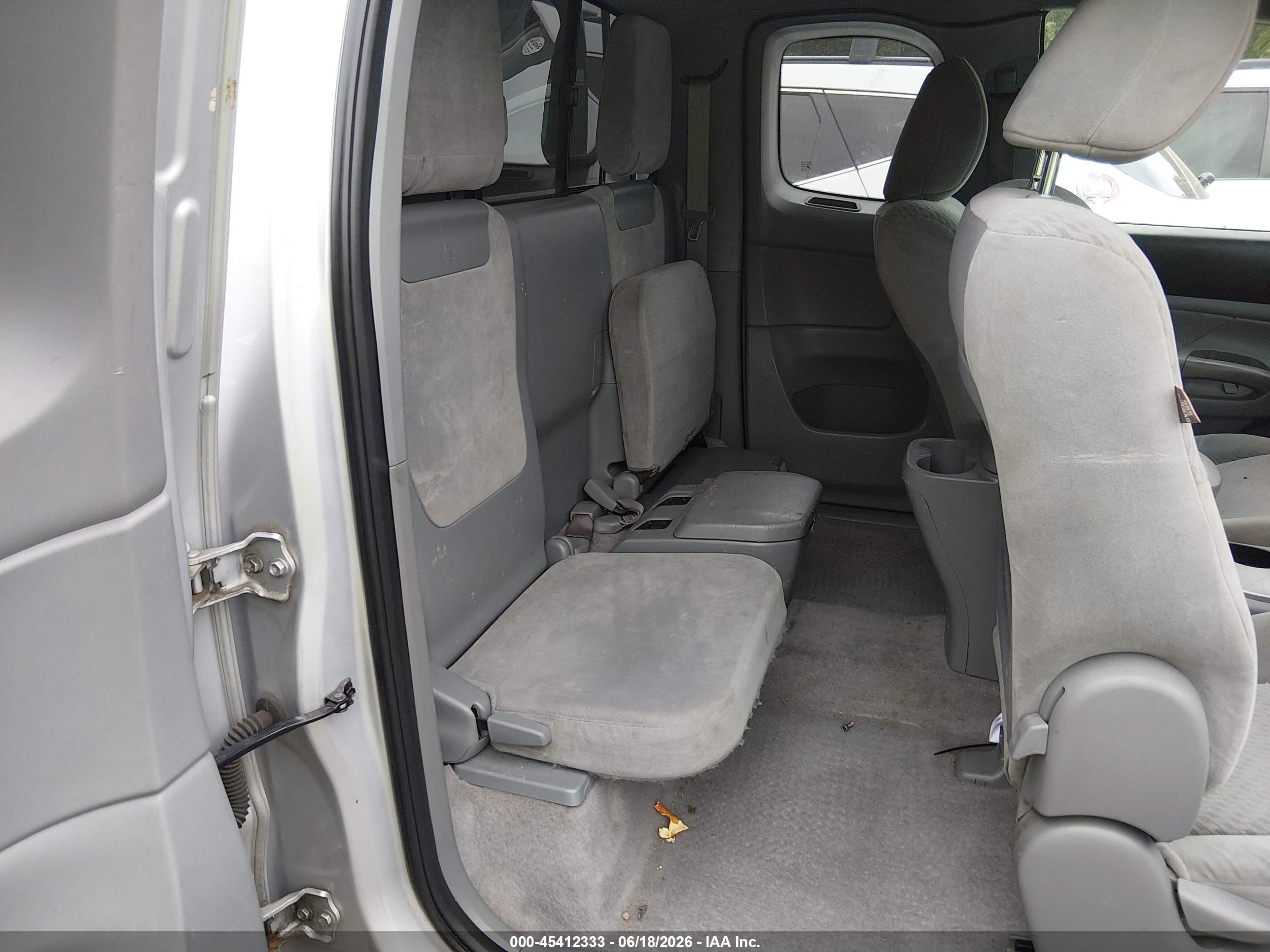 2009 Toyota Tacoma Silver vin: 5TEUX42N89Z643335