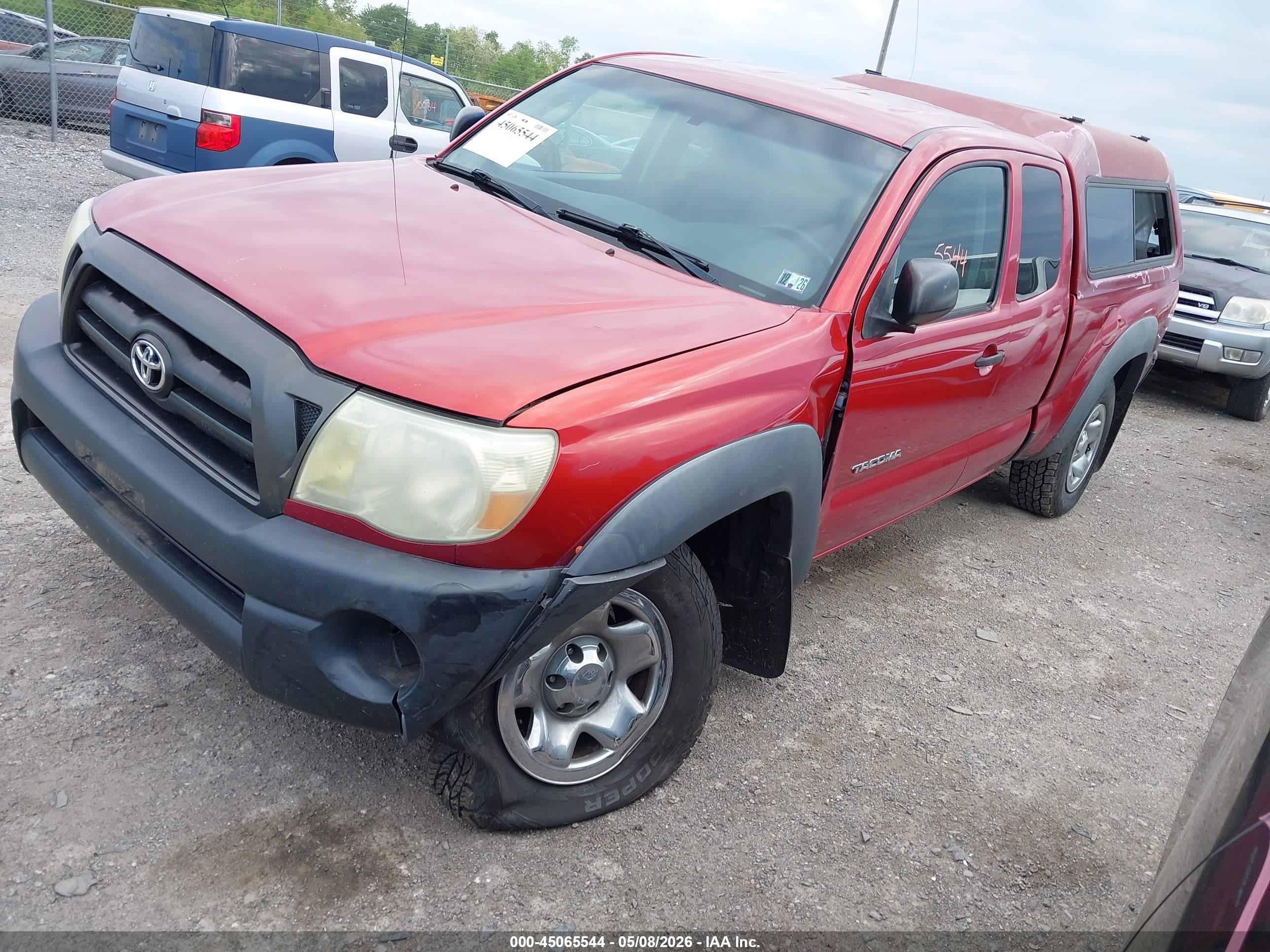 2006 Toyota Tacoma   Red vin: 5TEUX42N96Z304952