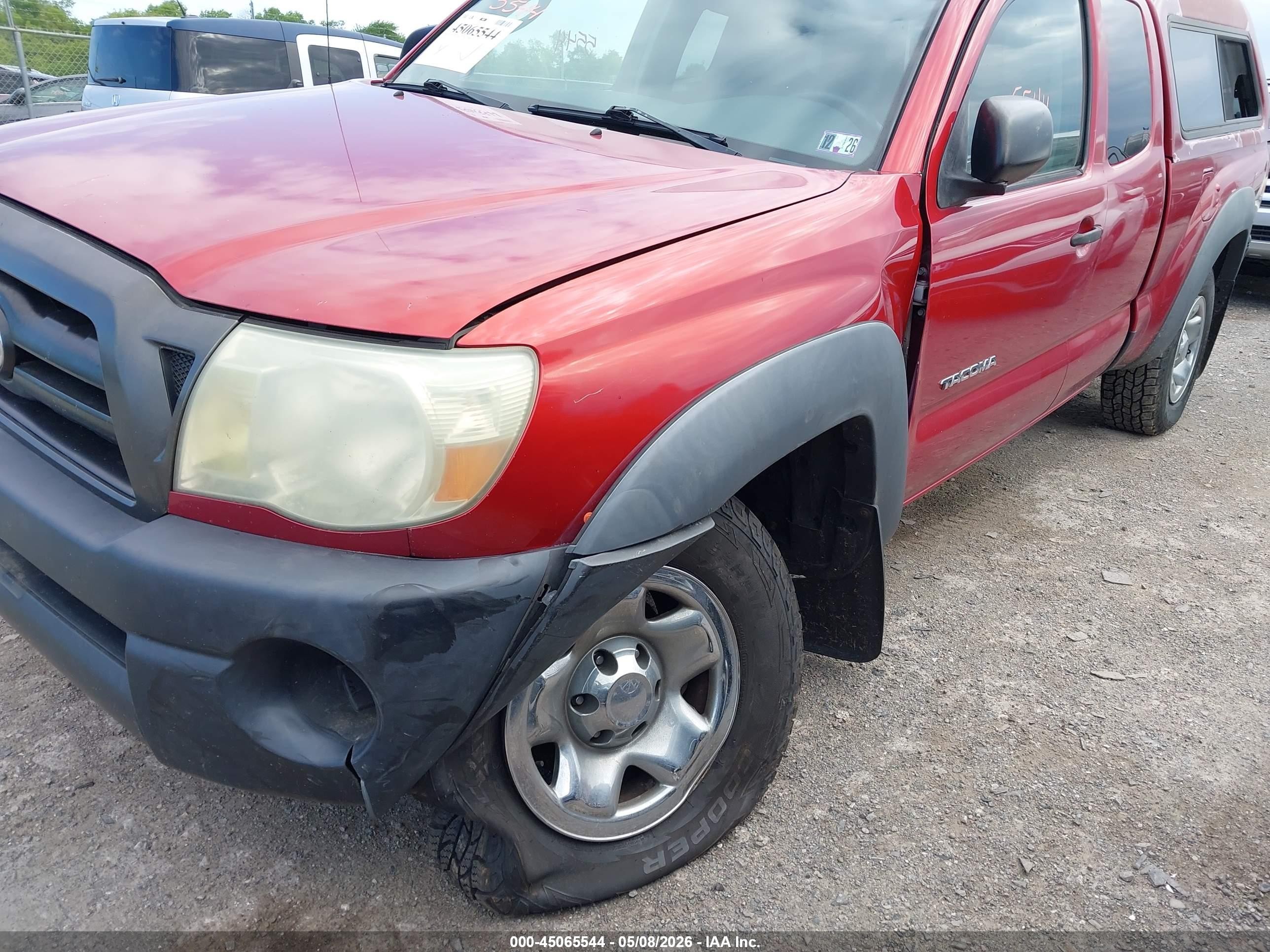 2006 Toyota Tacoma   Red vin: 5TEUX42N96Z304952