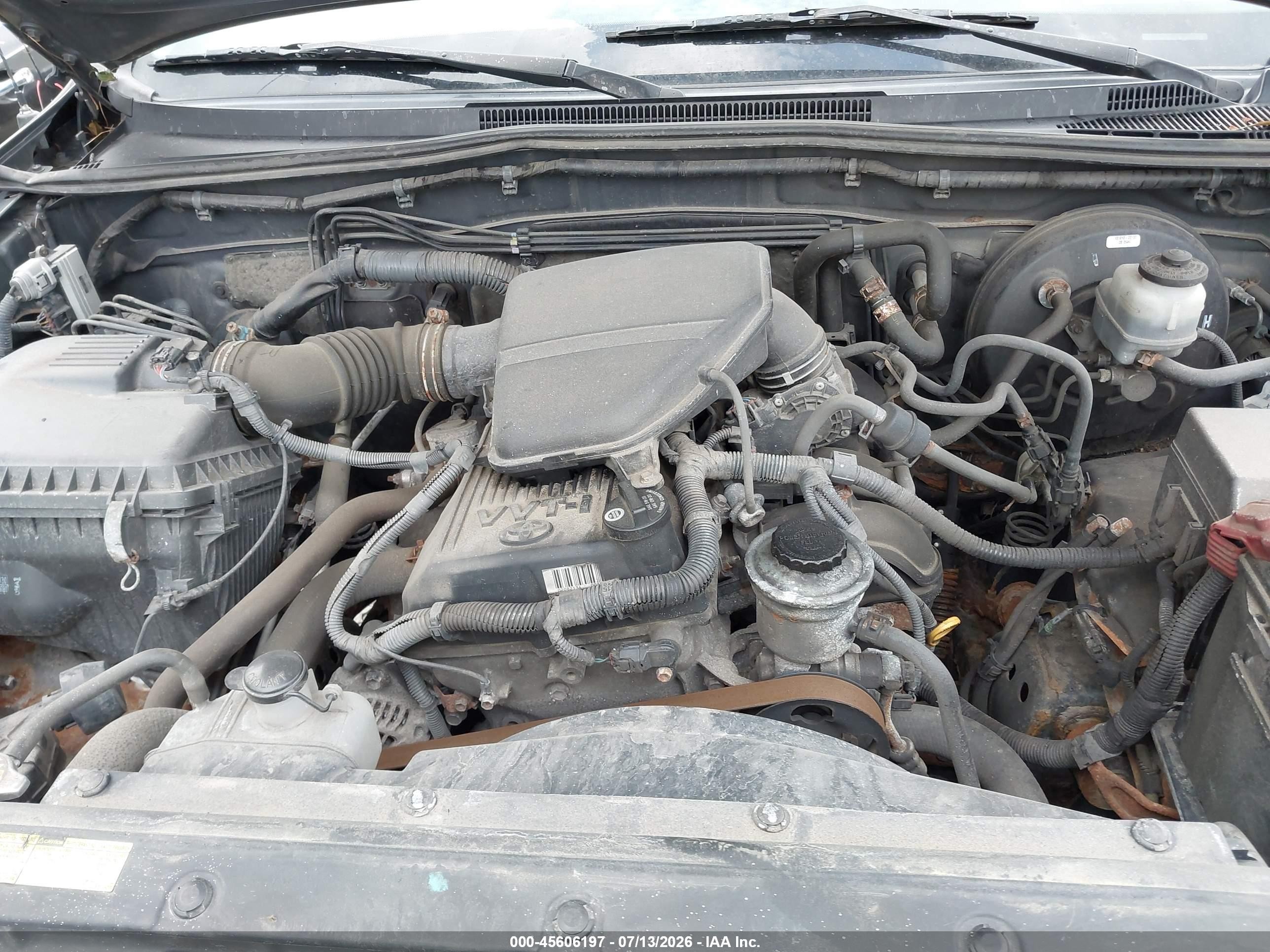 2010 Toyota Tacoma   Серый vin: 5TEUX4EN4AZ743853