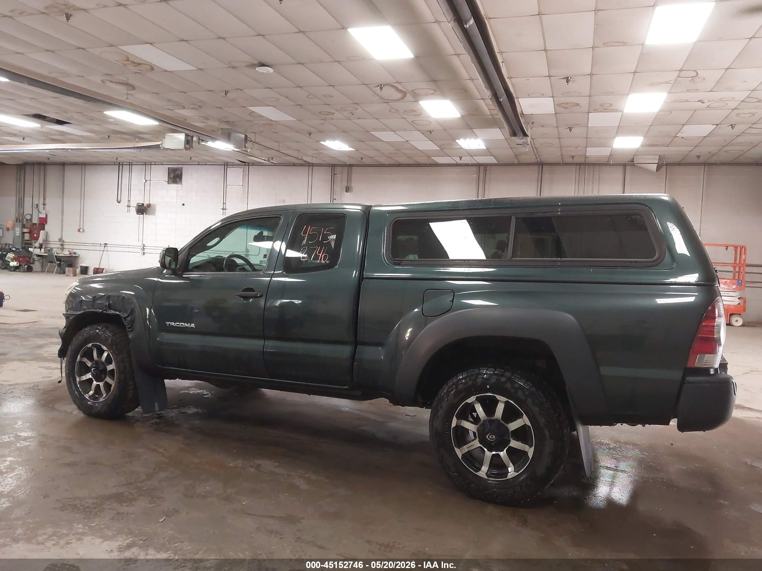 2010 Toyota Tacoma   Green vin: 5TEUX4EN9AZ708175