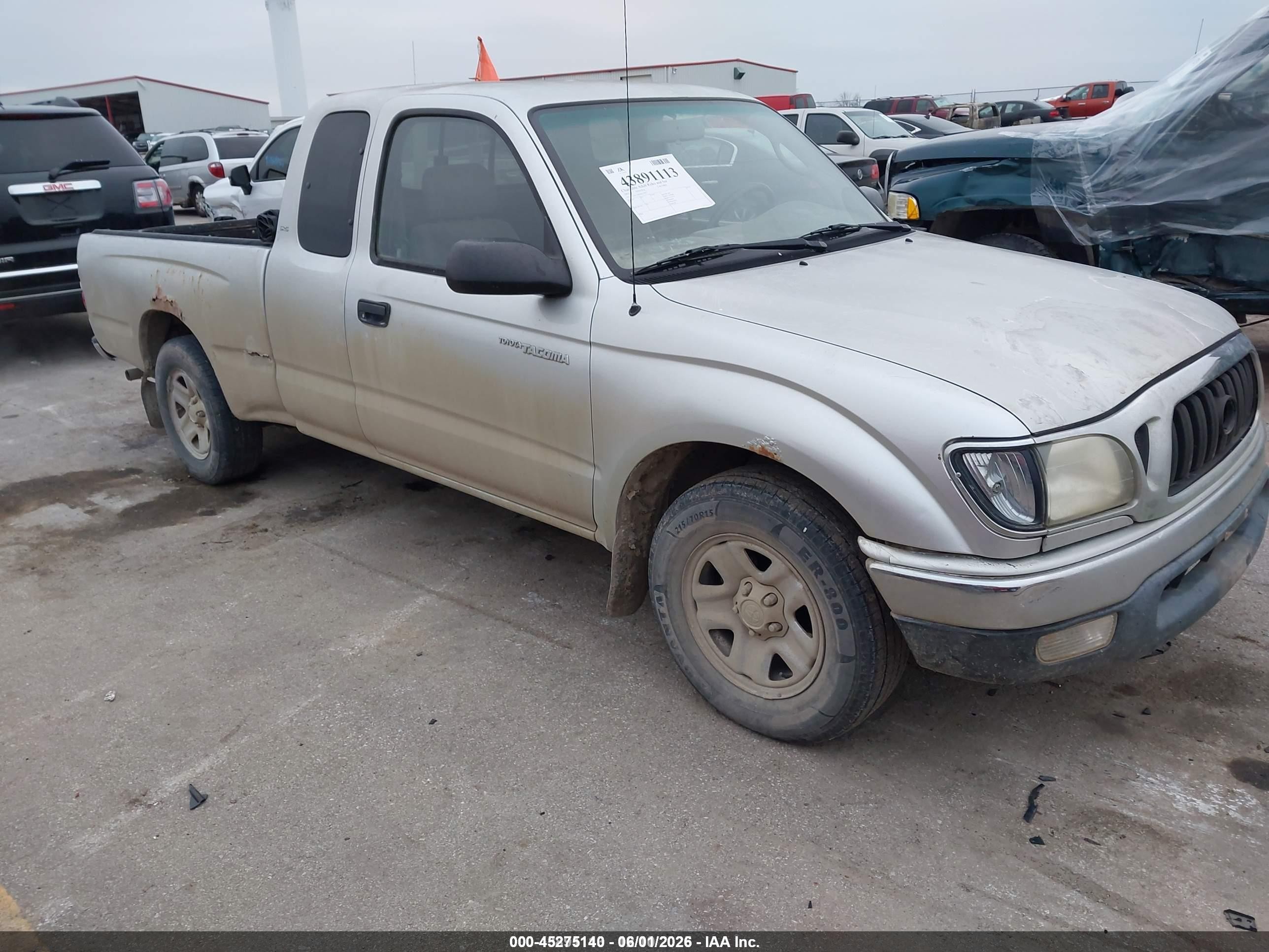 2003 Toyota Tacoma   Silver vin: 5TEVL52N03Z157955