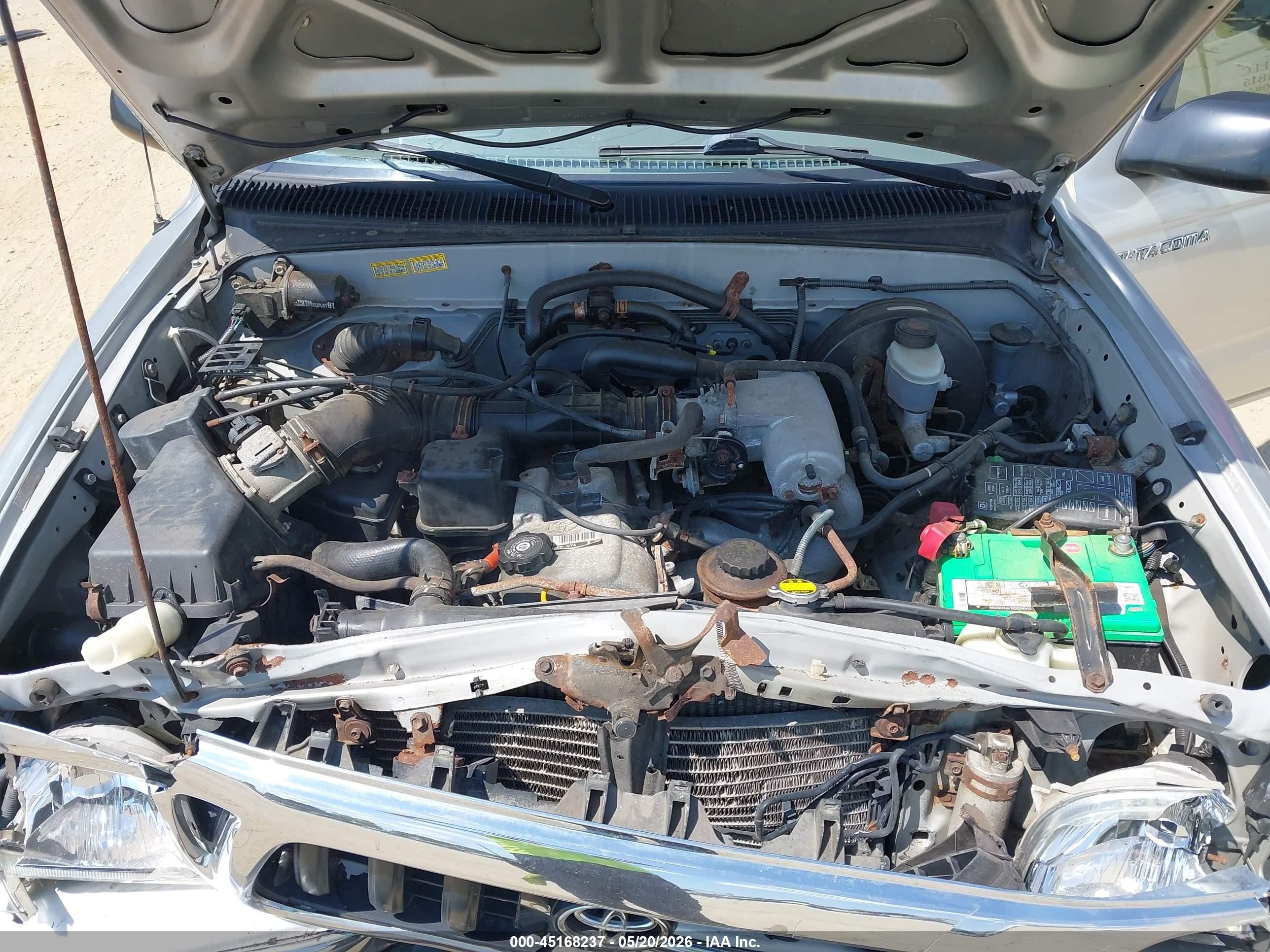 2003 Toyota Tacoma   Silver vin: 5TEVL52N03Z168759