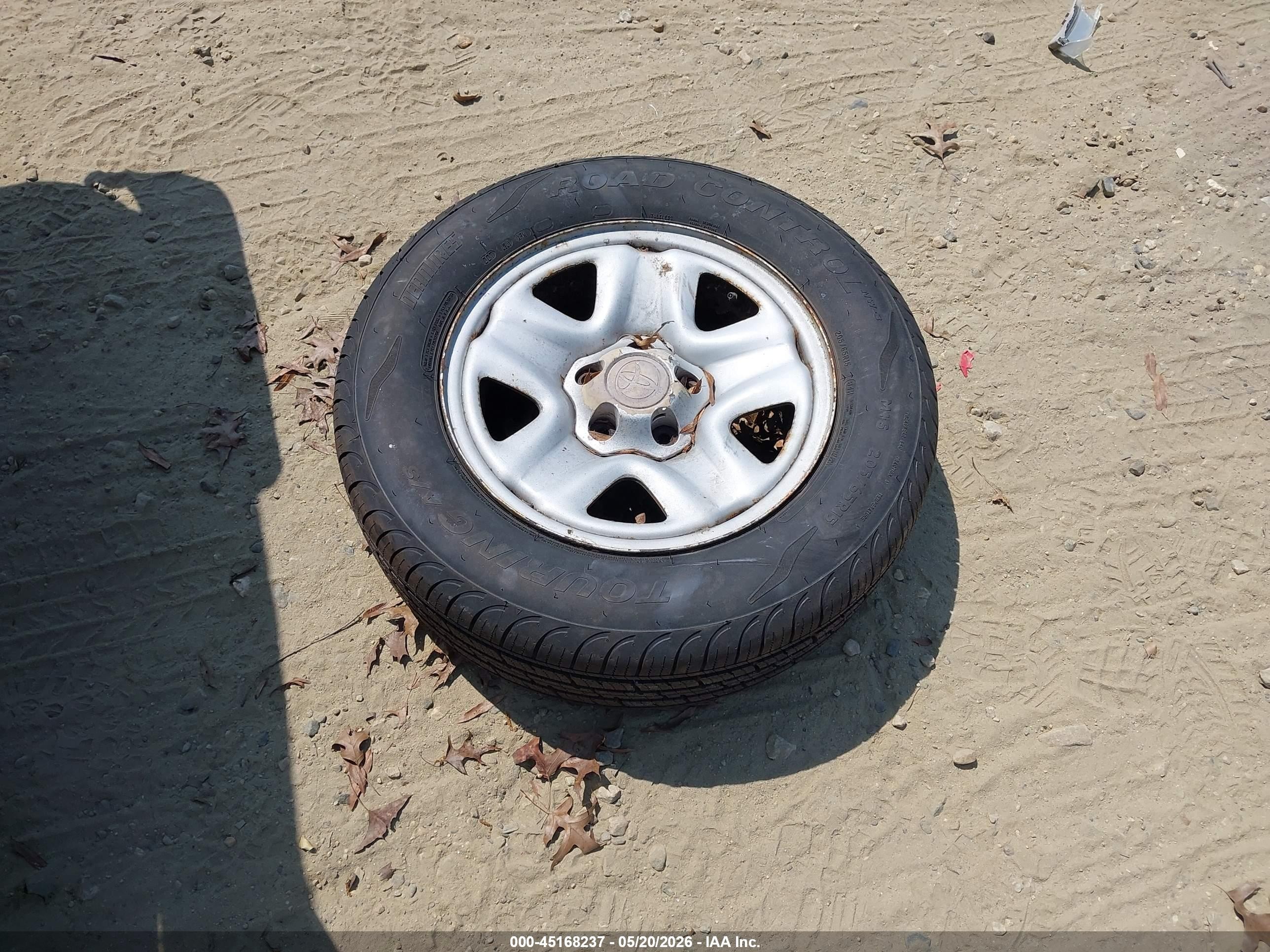 2003 Toyota Tacoma   Silver vin: 5TEVL52N03Z168759