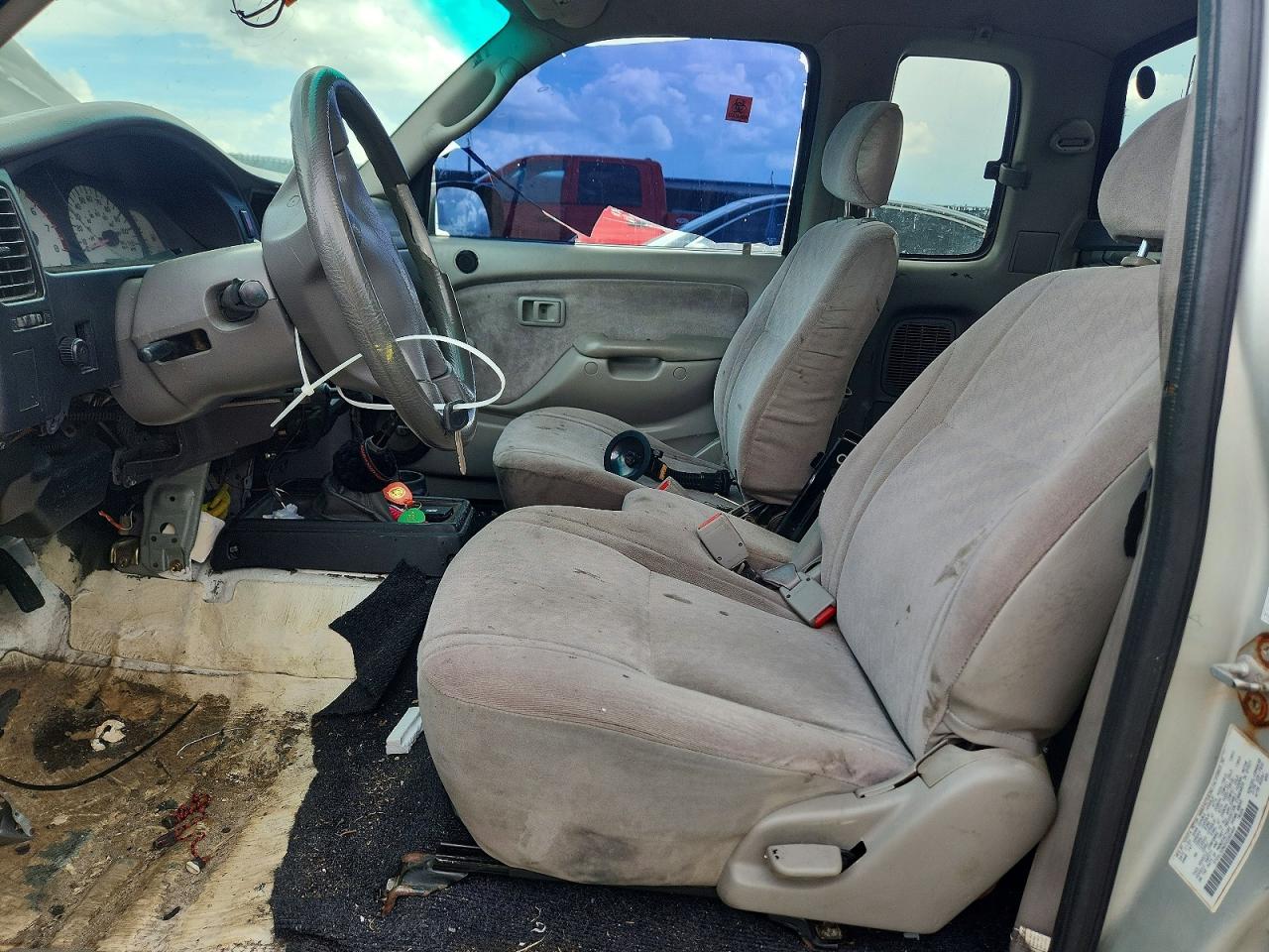 2003 Toyota Tacoma Base Silver vin: 5TEVL52N03Z282468