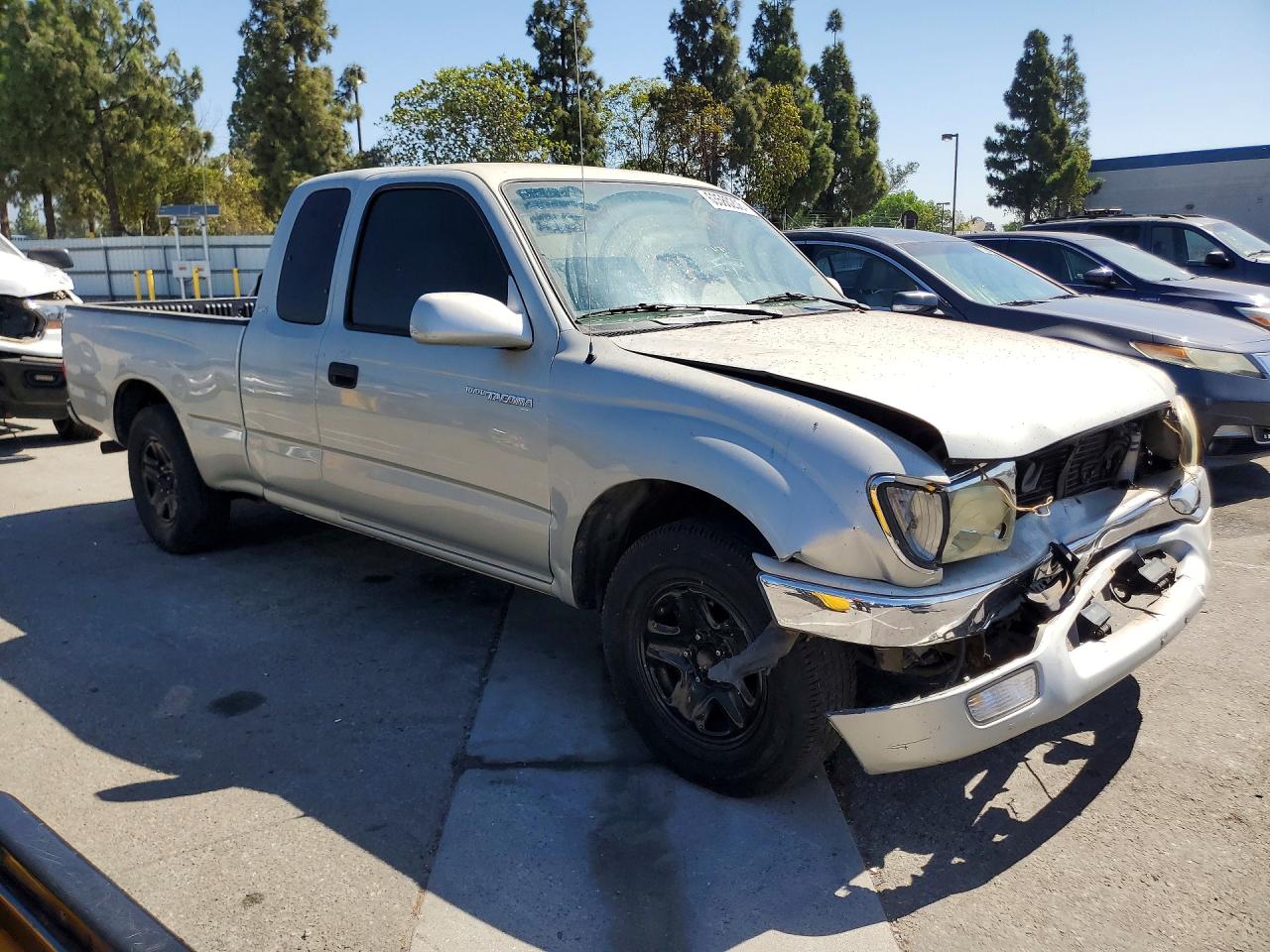 2004 Toyota Tacoma Base Silver vin: 5TEVL52N04Z367330