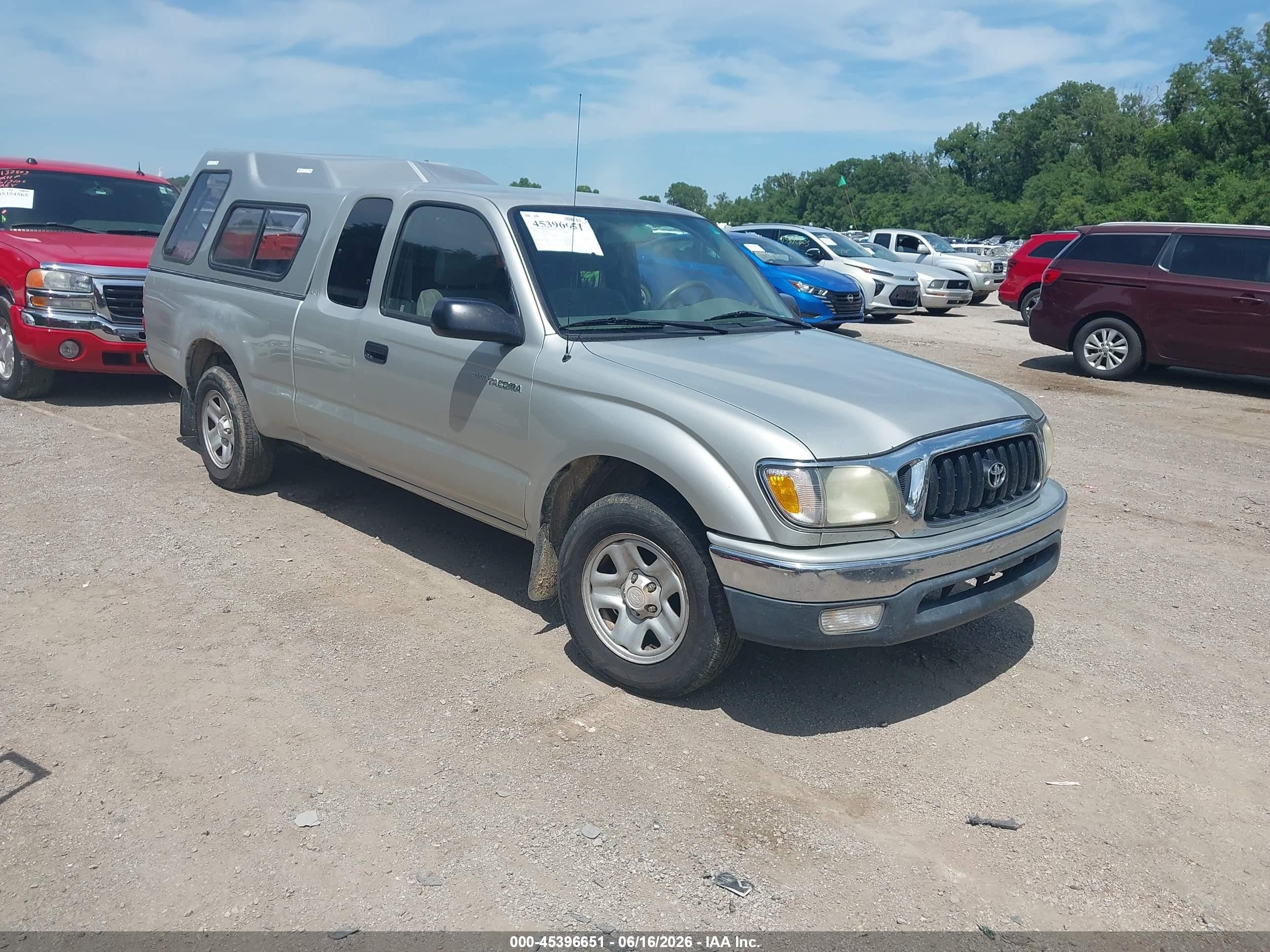 2001 Toyota Tacoma   Серебряный vin: 5TEVL52N11Z876547