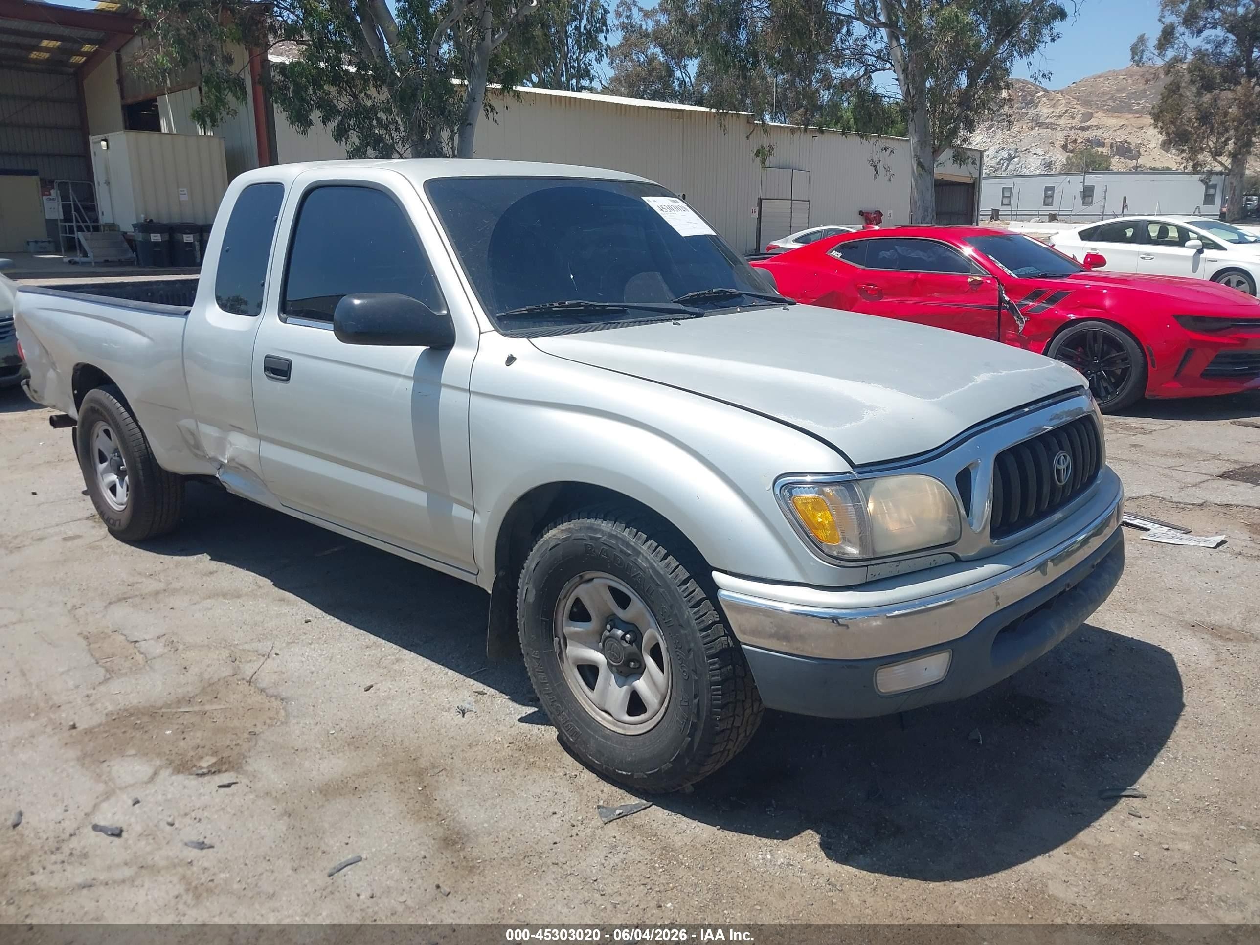2002 Toyota Tacoma   Silver vin: 5TEVL52N12Z097652