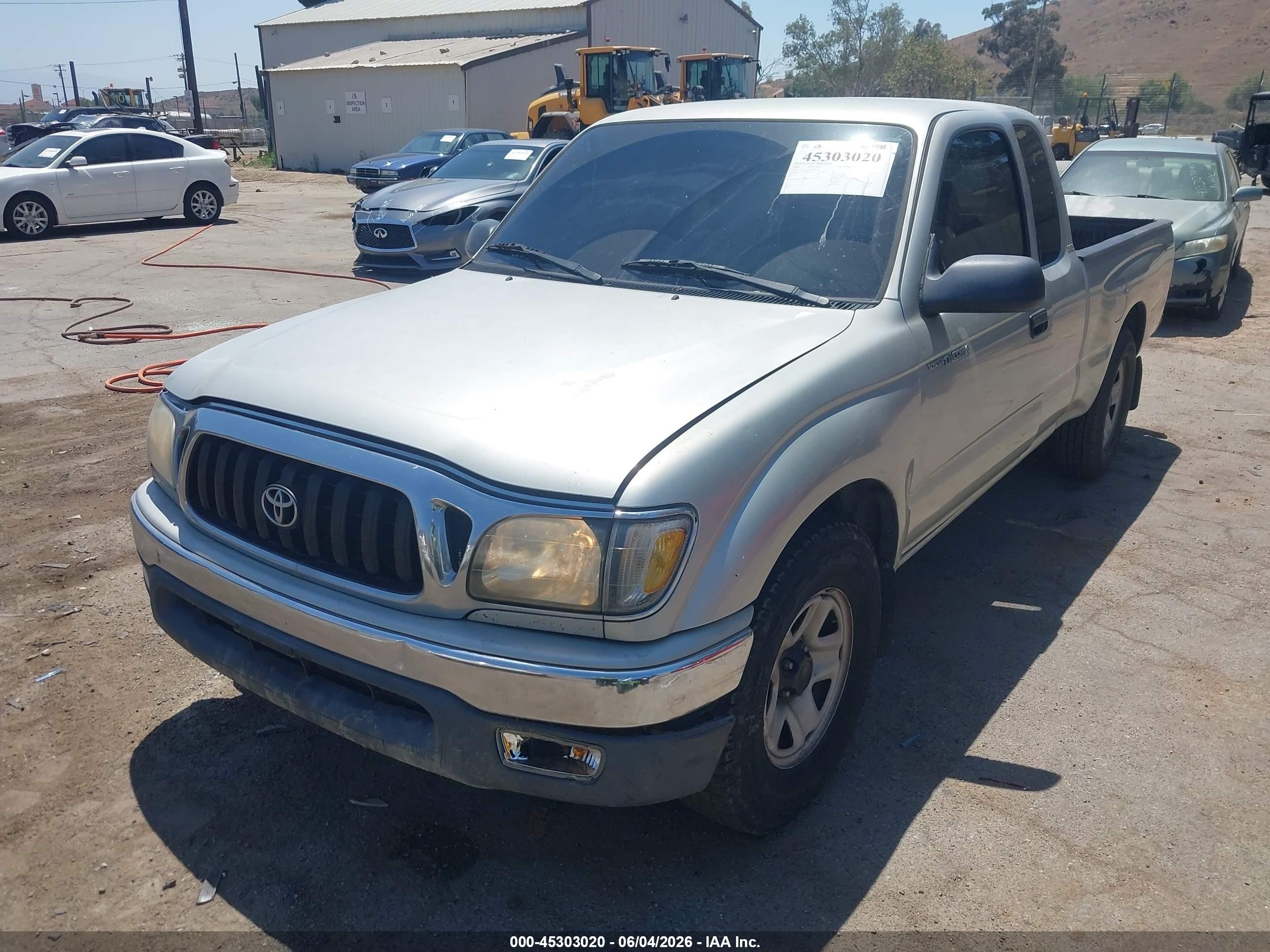 2002 Toyota Tacoma   Silver vin: 5TEVL52N12Z097652