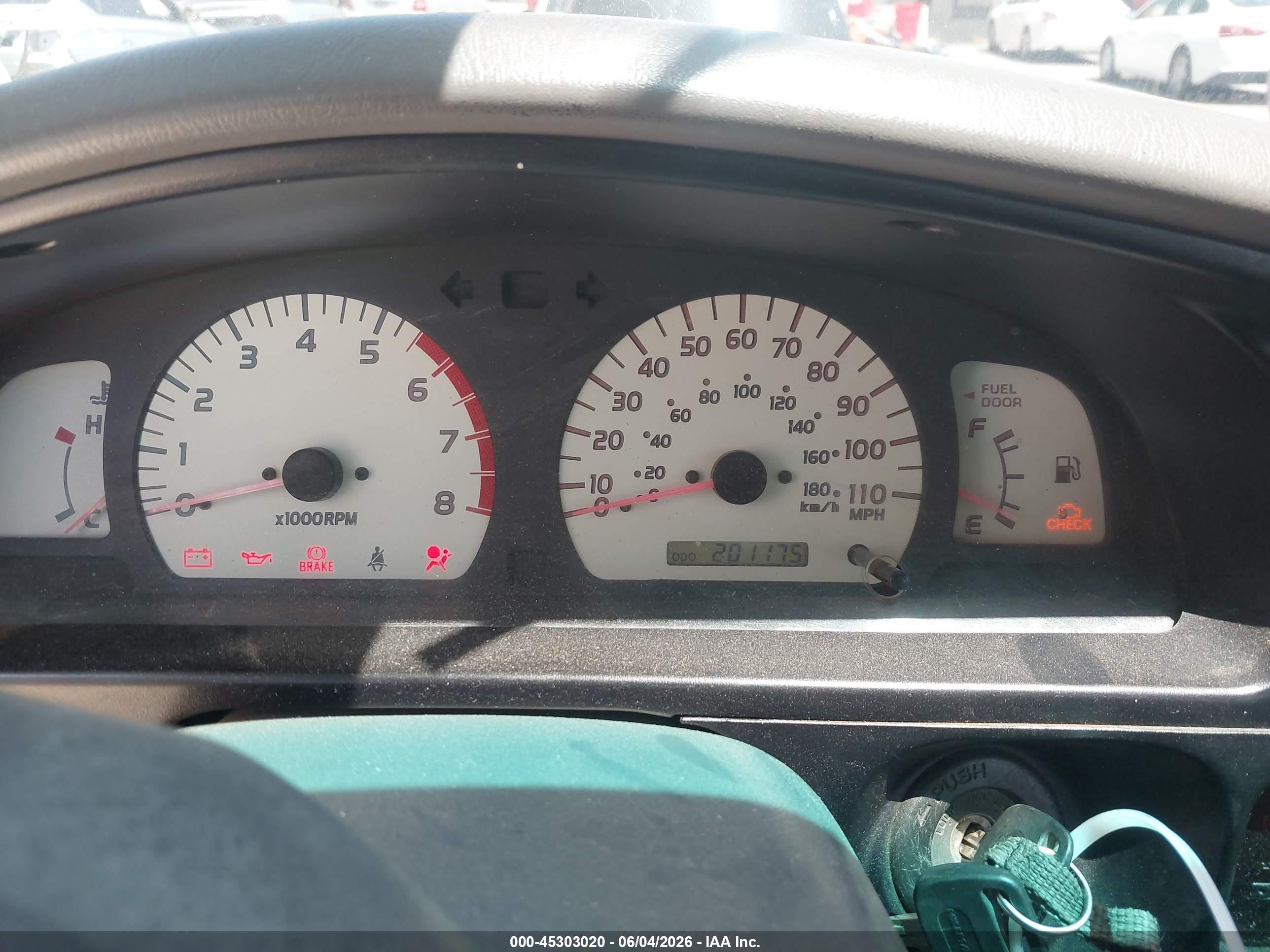 2002 Toyota Tacoma   Silver vin: 5TEVL52N12Z097652
