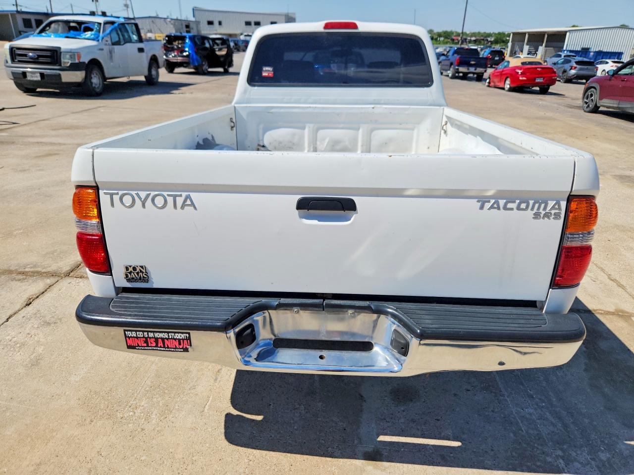 2003 Toyota Tacoma Xtracab White vin: 5TEVL52N13Z151114