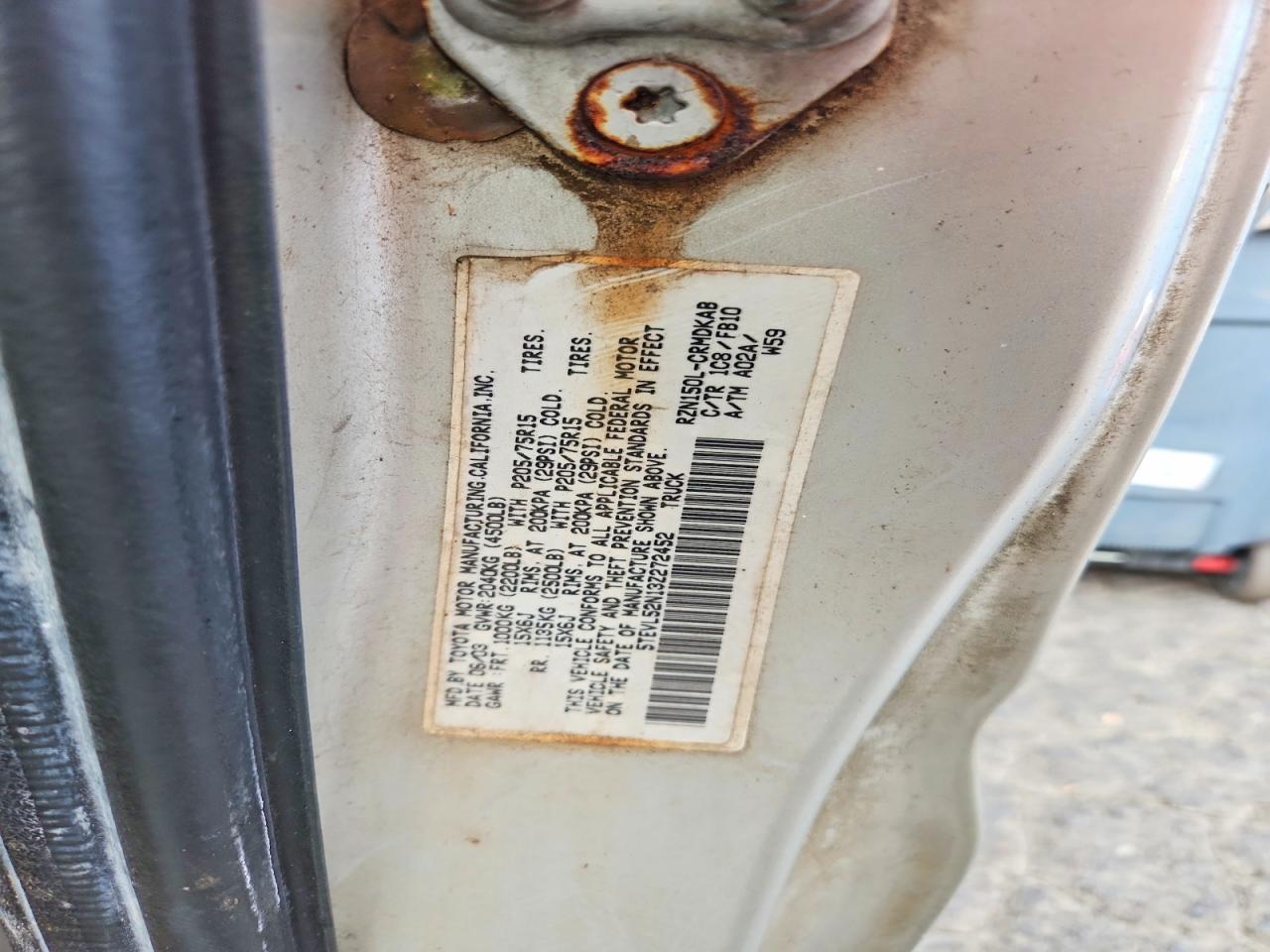 2003 Toyota Tacoma Base Silver vin: 5TEVL52N13Z272452