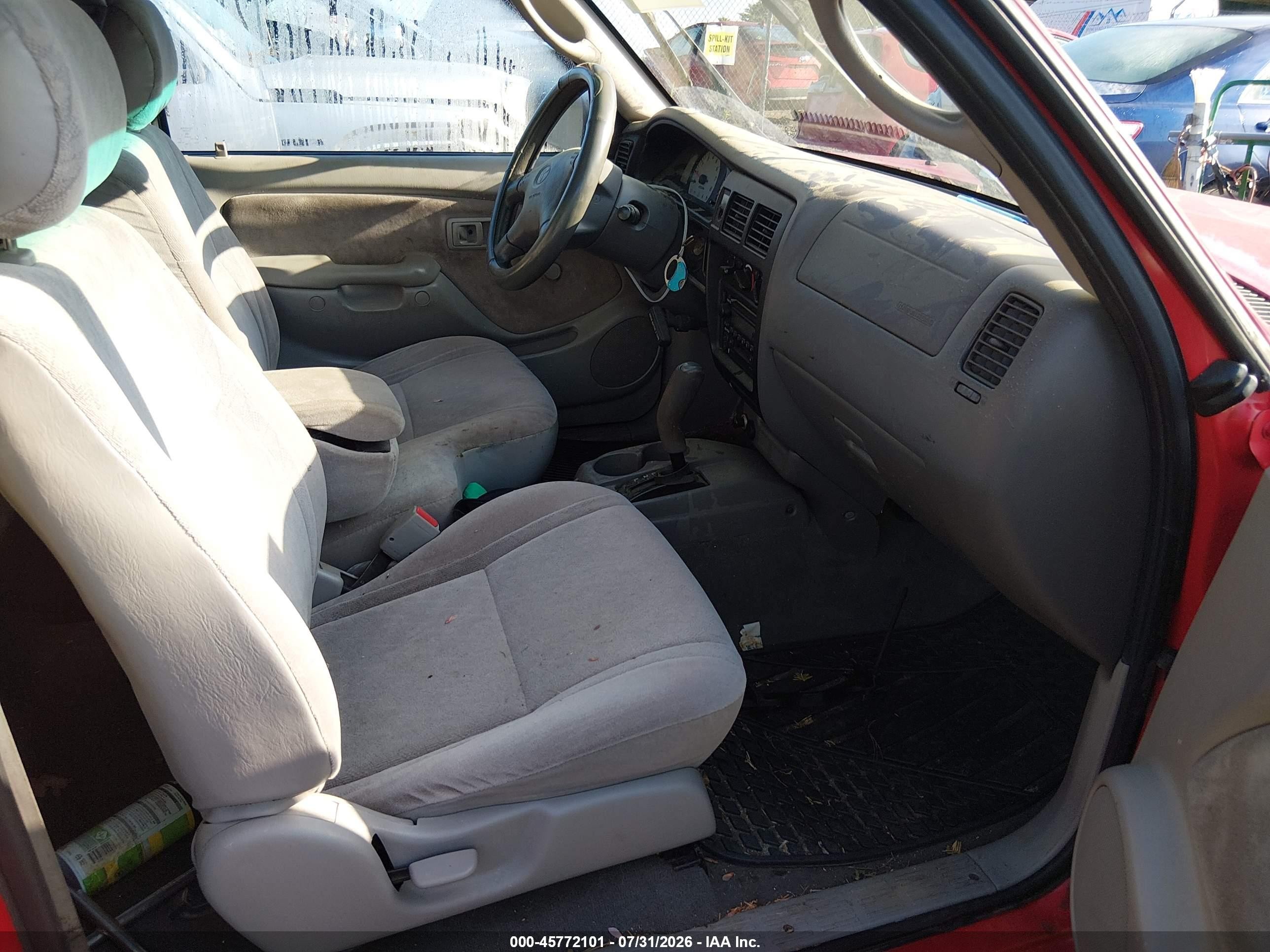 2003 Toyota Tacoma   Red vin: 5TEVL52N13Z294967