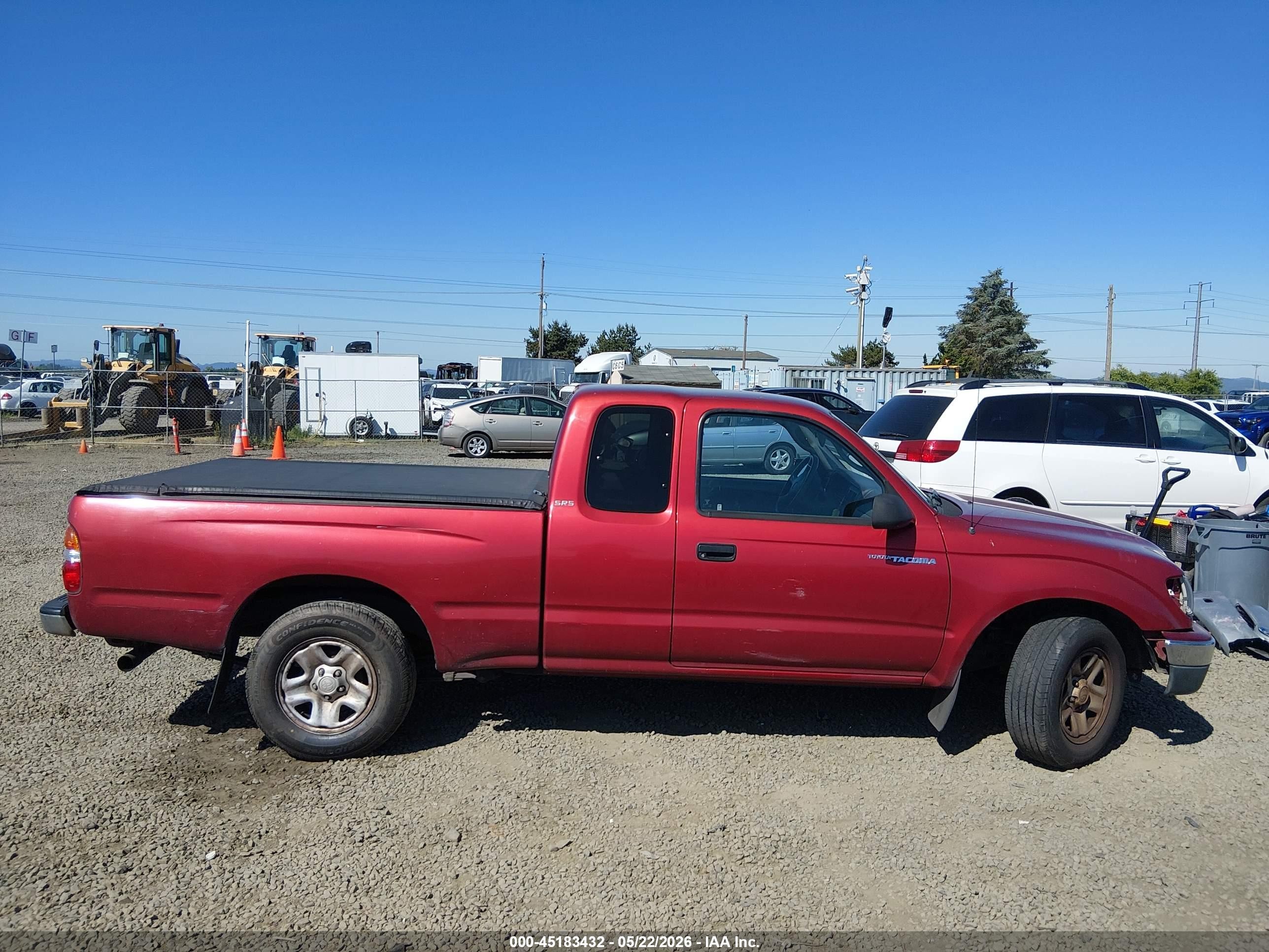 2002 Toyota Tacoma   Red vin: 5TEVL52N22Z025519