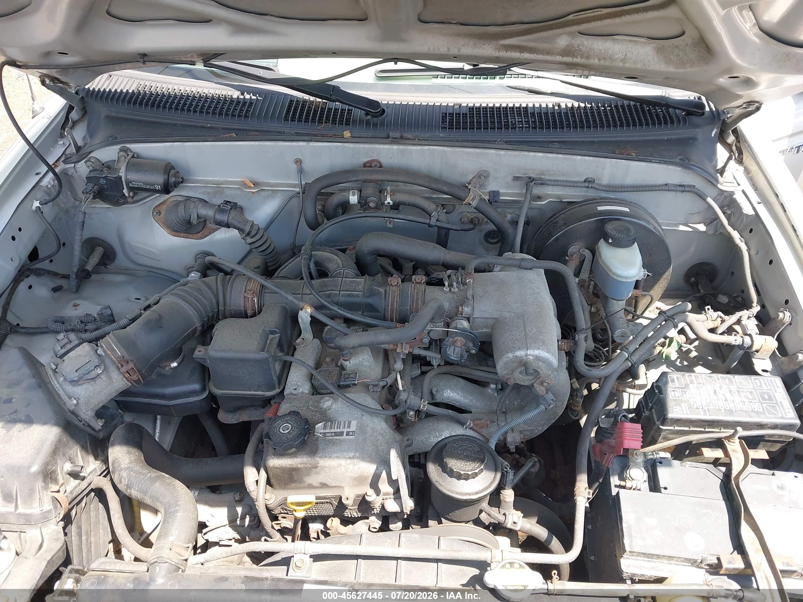 2002 Toyota Tacoma   Silver vin: 5TEVL52N22Z087311