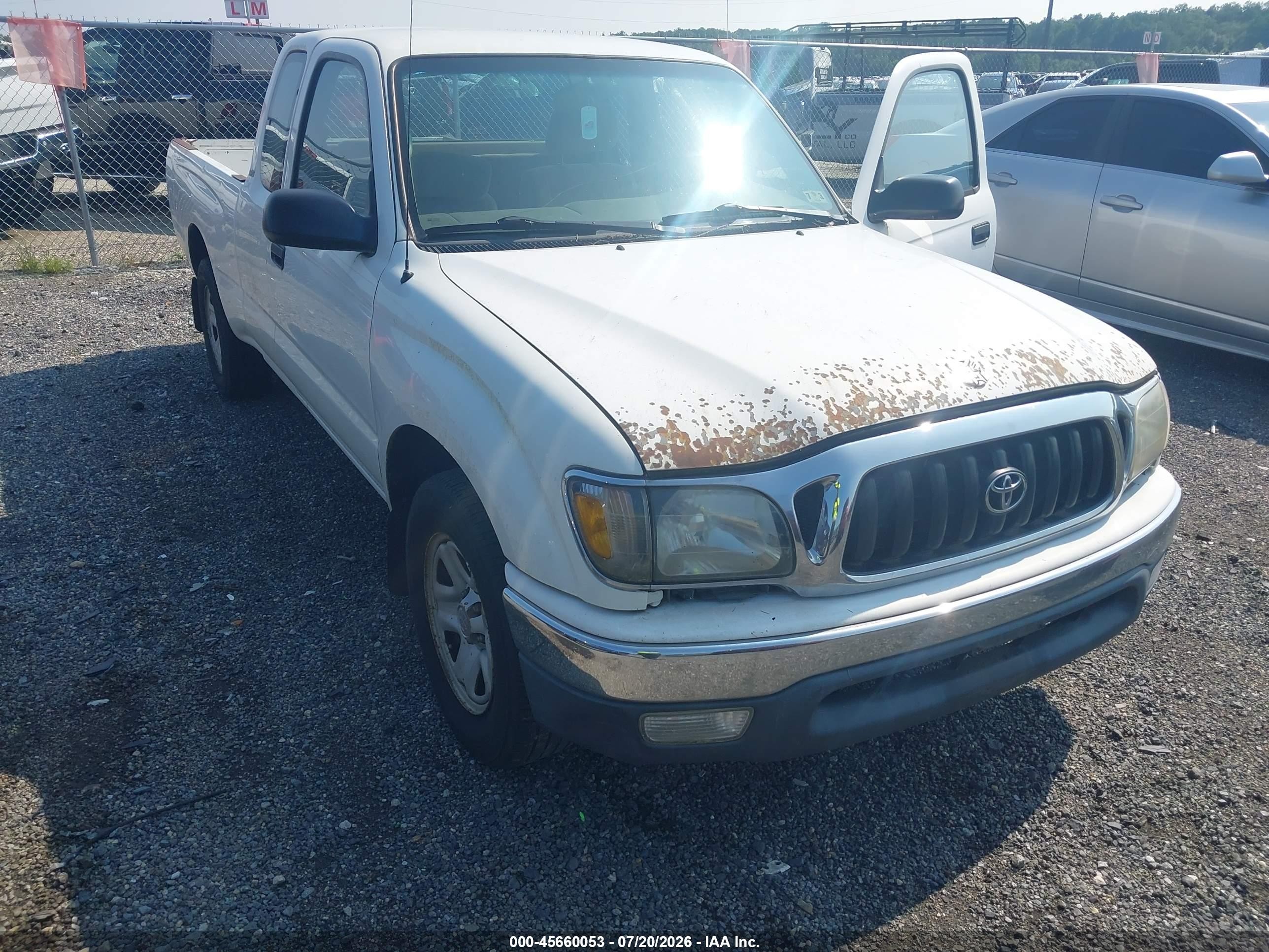 2003 Toyota Tacoma   White vin: 5TEVL52N23Z152000