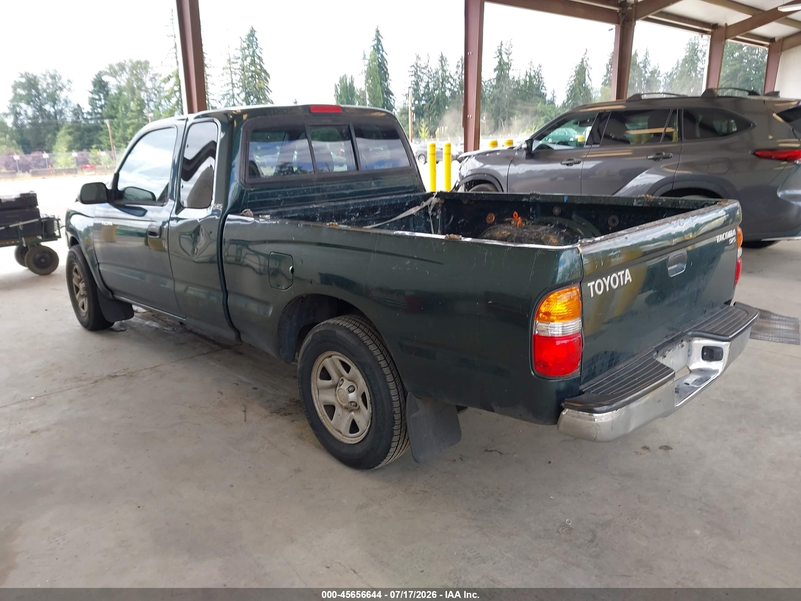 2004 Toyota Tacoma   Green vin: 5TEVL52N24Z347855