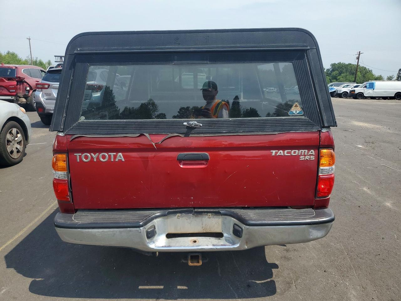 2004 Toyota Tacoma Xtracab Red vin: 5TEVL52N24Z406953