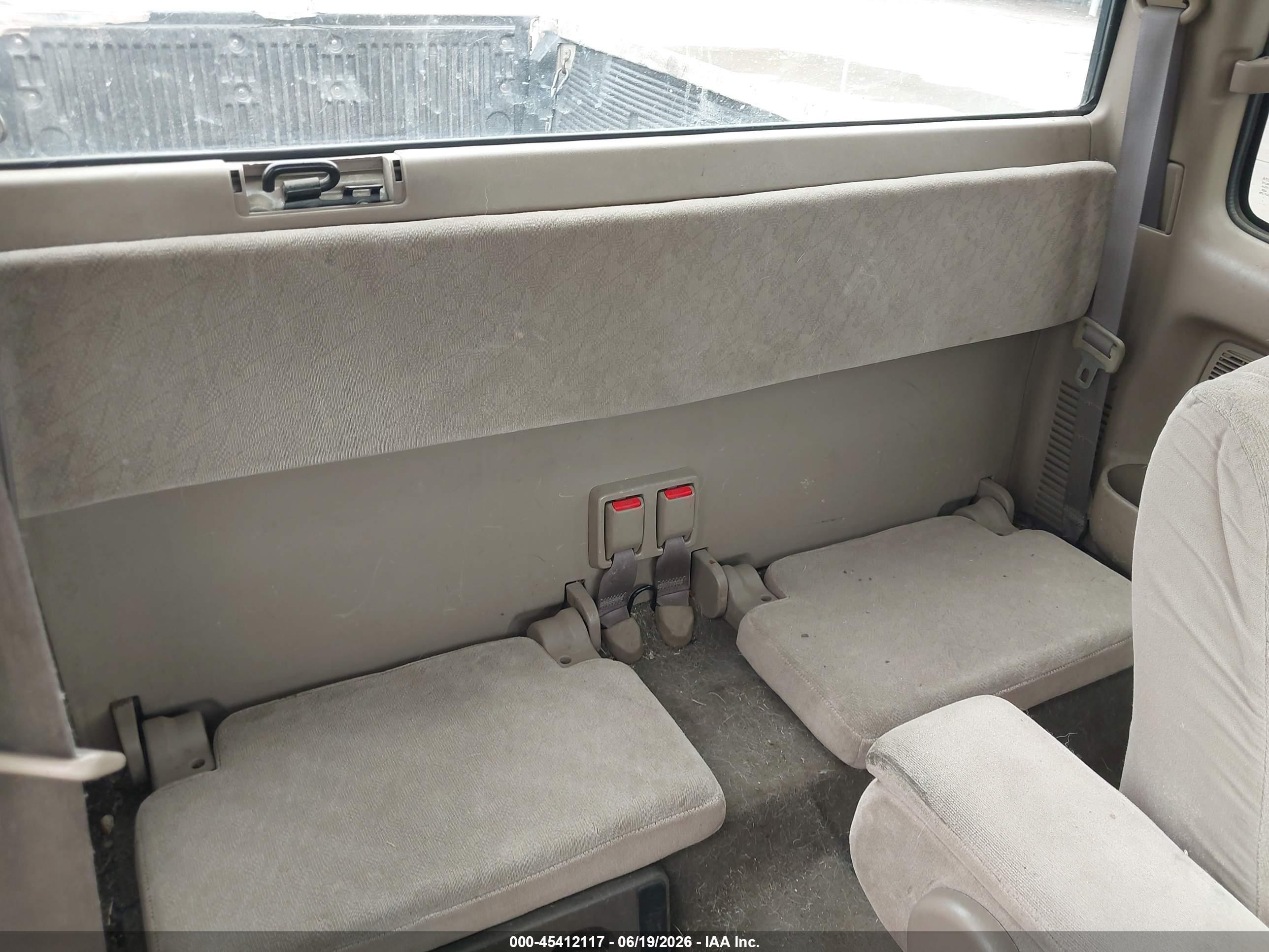 2004 Toyota Tacoma   Gold vin: 5TEVL52N24Z426507