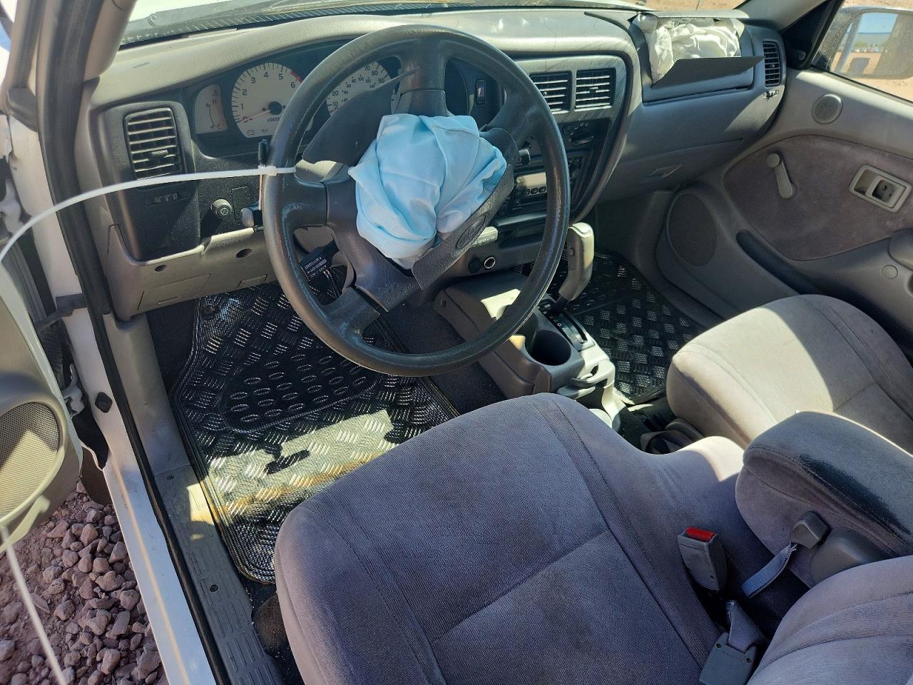 2002 Toyota Tacoma Xtracab Белый vin: 5TEVL52N32Z040899