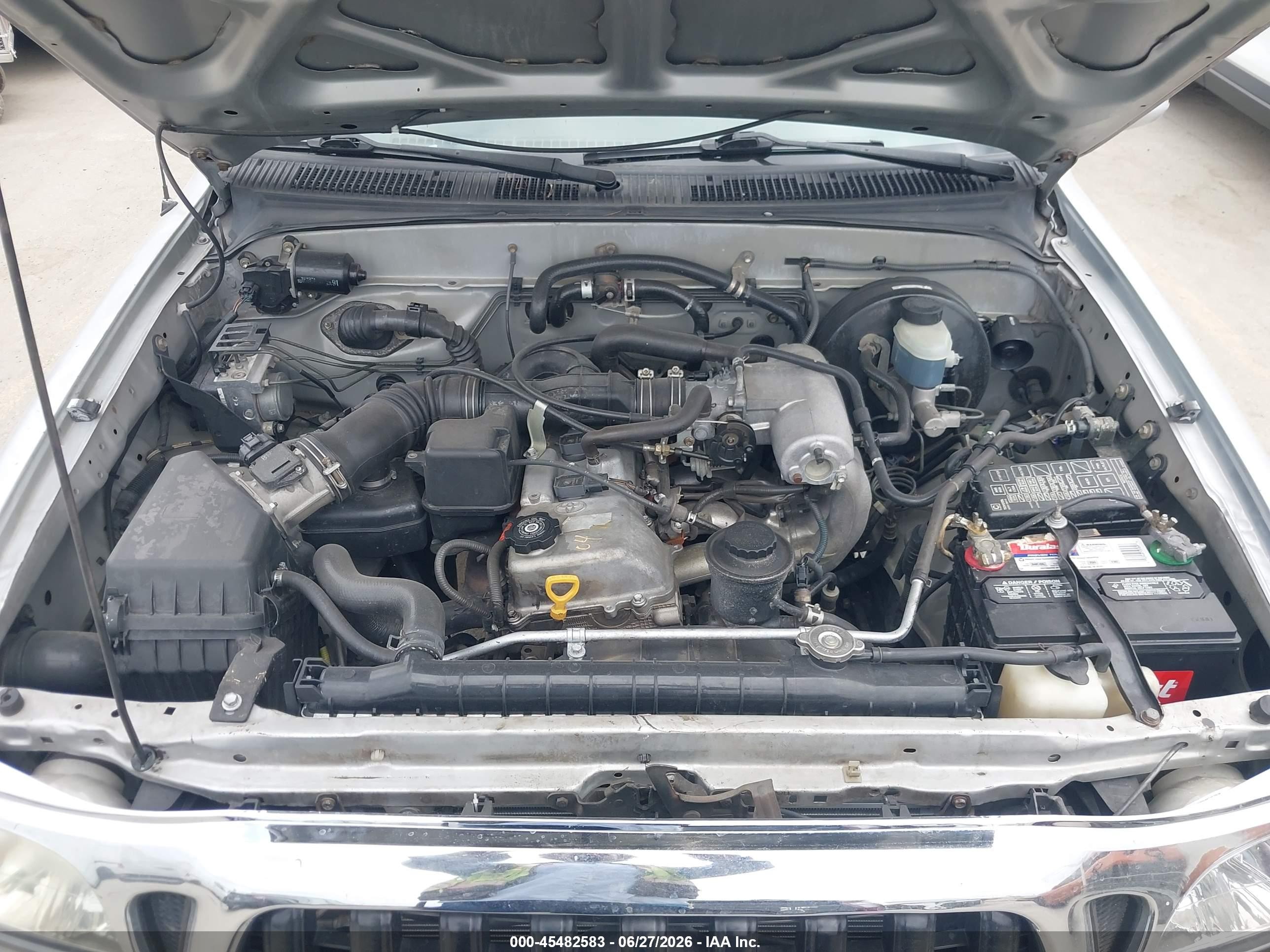 2003 Toyota Tacoma   Silver vin: 5TEVL52N33Z167752