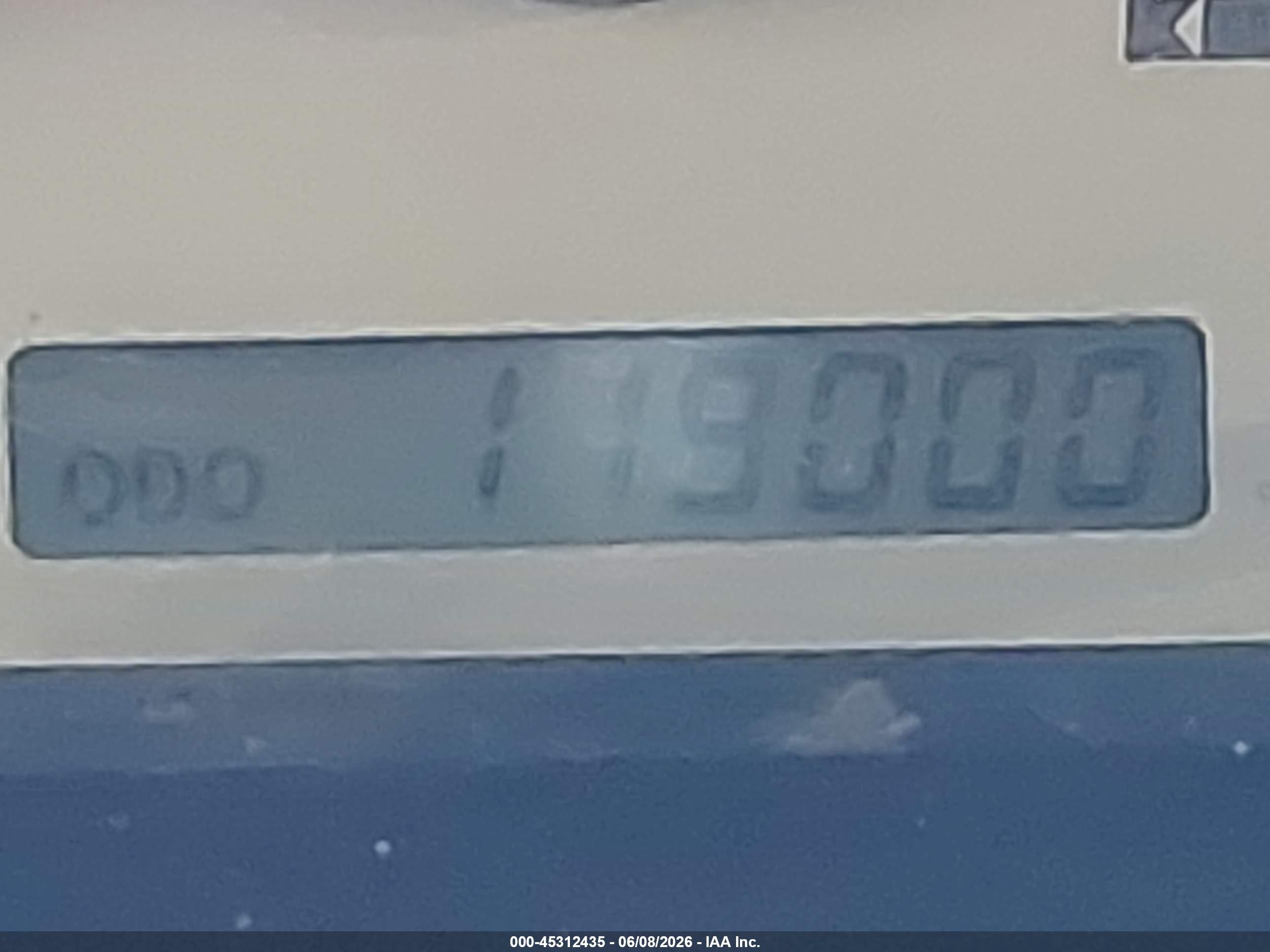 2003 Toyota Tacoma   Silver vin: 5TEVL52N43Z233791