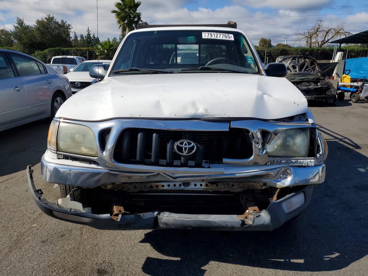 2003 Toyota Tacoma Base White vin: 5TEVL52N43Z236366