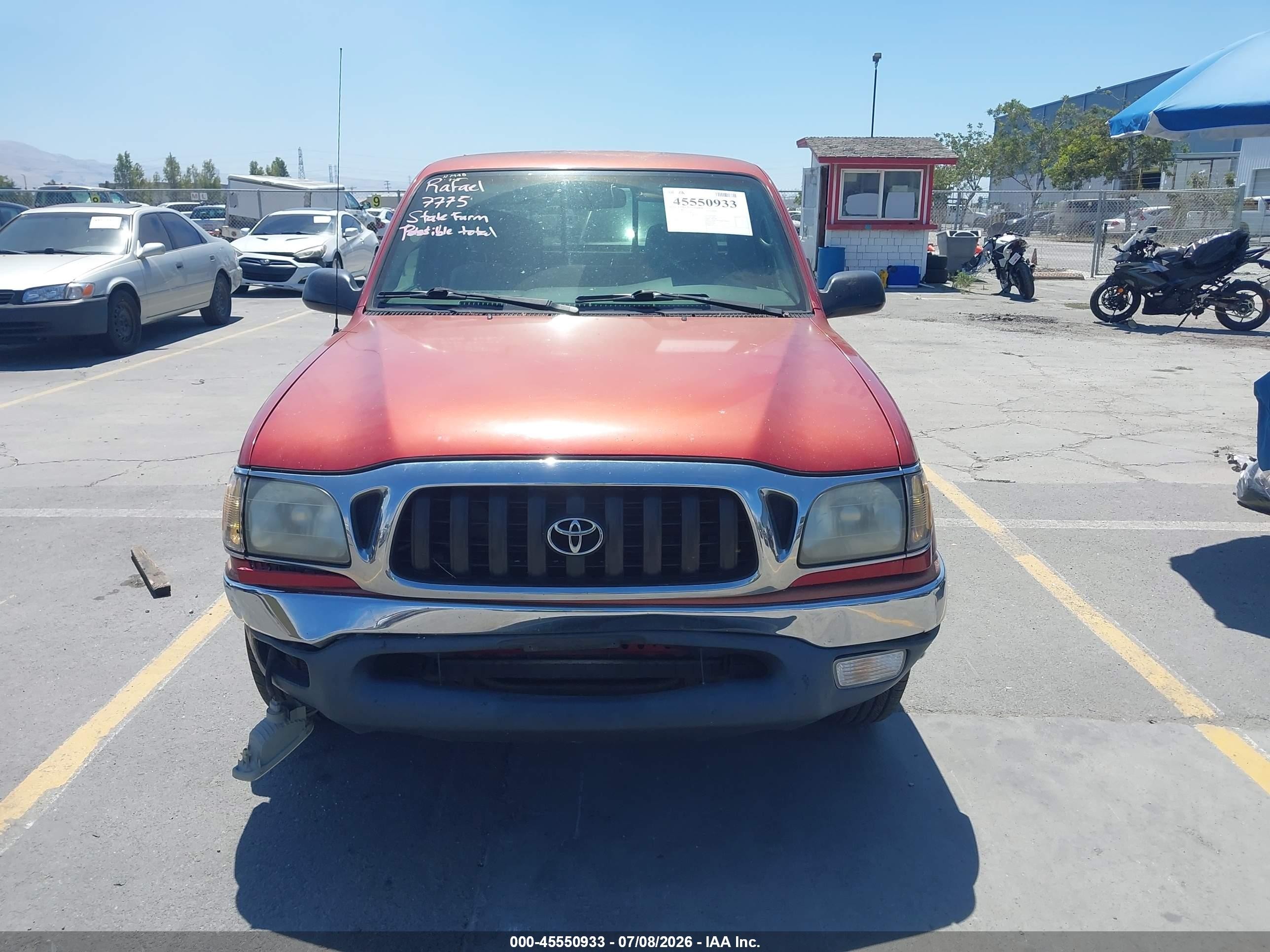 2004 Toyota Tacoma   Red vin: 5TEVL52N44Z384549