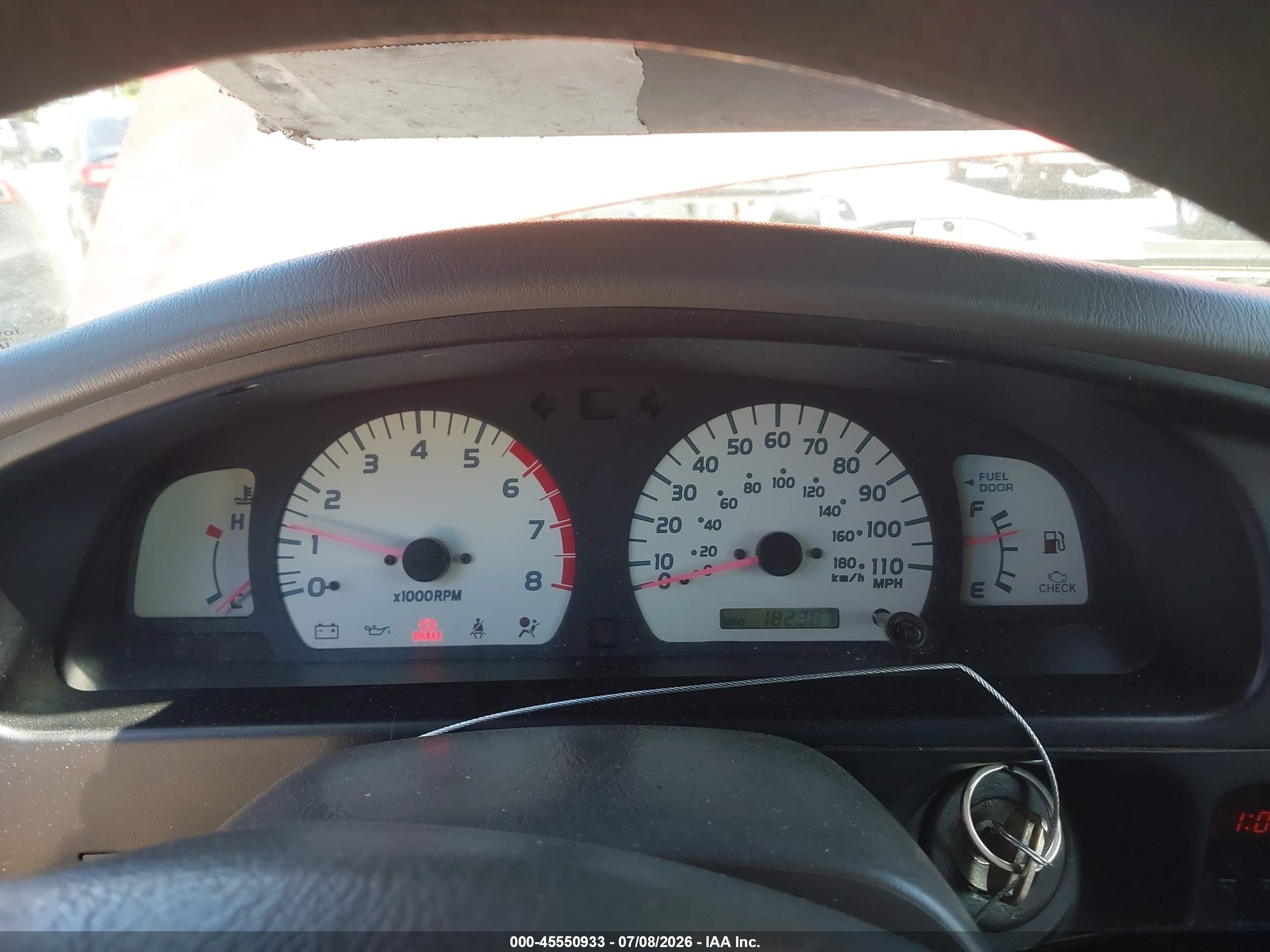 2004 Toyota Tacoma   Red vin: 5TEVL52N44Z384549