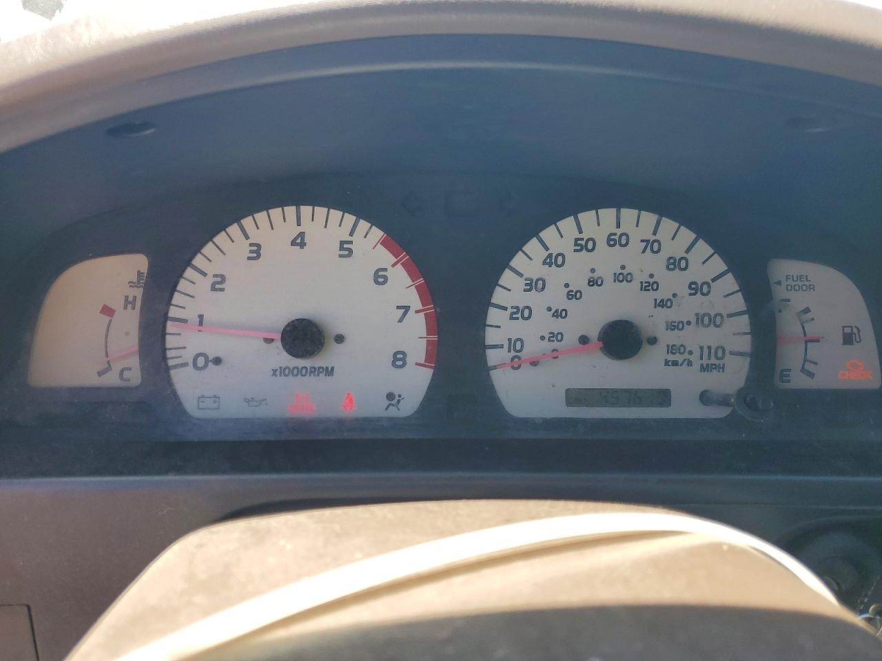 2004 Toyota Tacoma Xtracab White vin: 5TEVL52N44Z432261