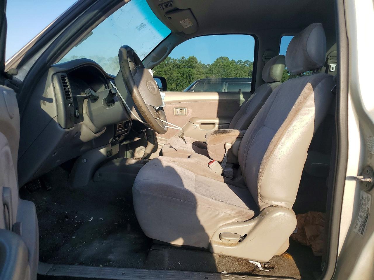 2001 Toyota Tacoma Xtracab Silver vin: 5TEVL52N61Z801181