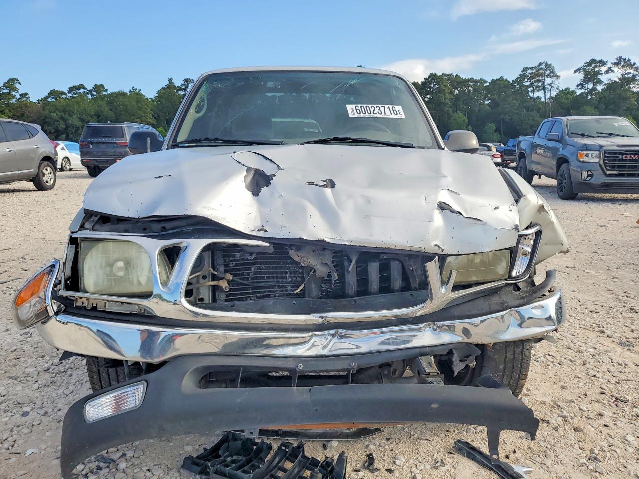 2001 Toyota Tacoma Xtracab Silver vin: 5TEVL52N61Z801181